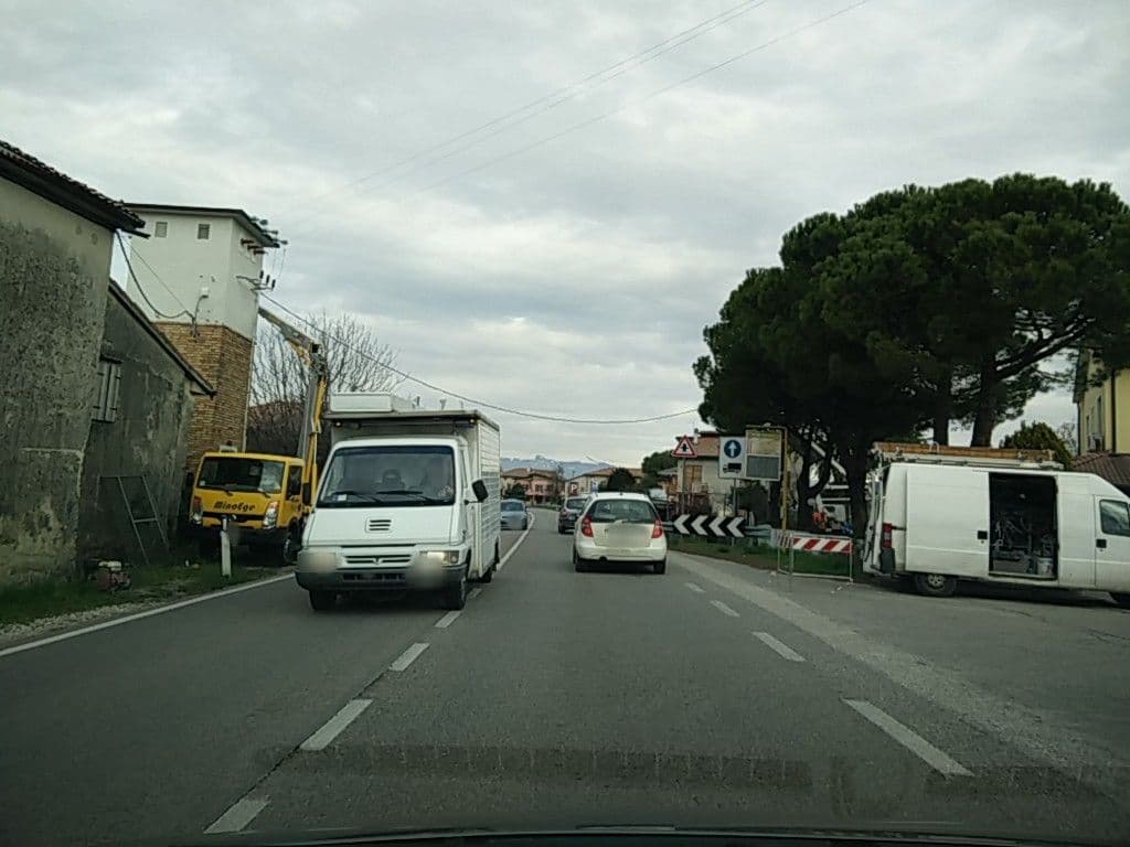 Street view near Albergo Grappolo d'Oro, Venegazzù — © bellazambo (CC BY-SA · Mapillary)