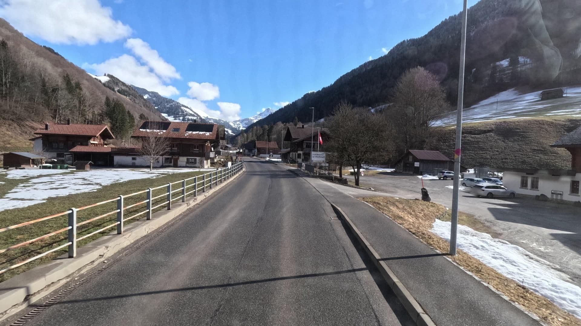 Street view near Zur Hochmatt, Charmey — © bct (CC BY-SA · Mapillary)