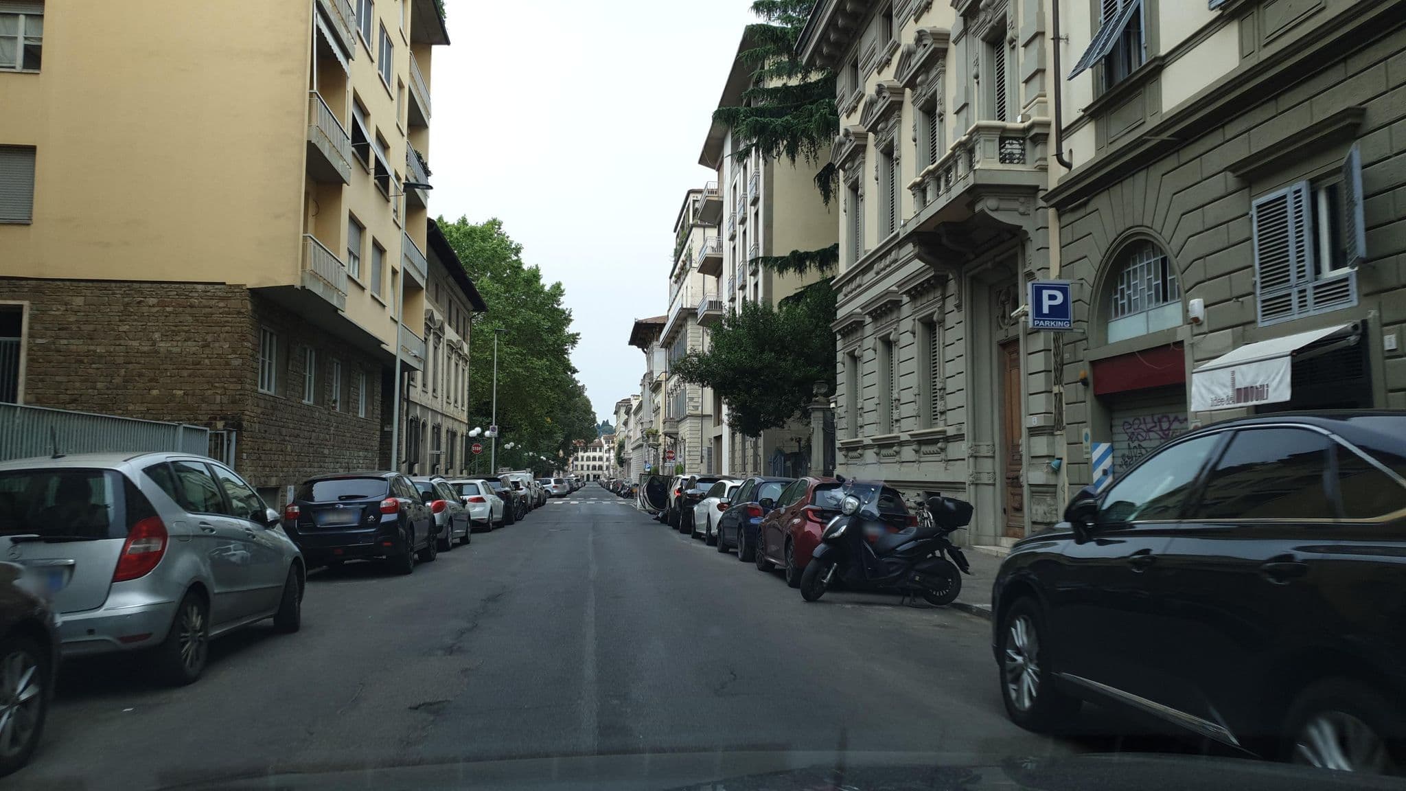 Street view near Alfieri9, Campo di Marte — © jopparn (CC BY-SA · Mapillary)