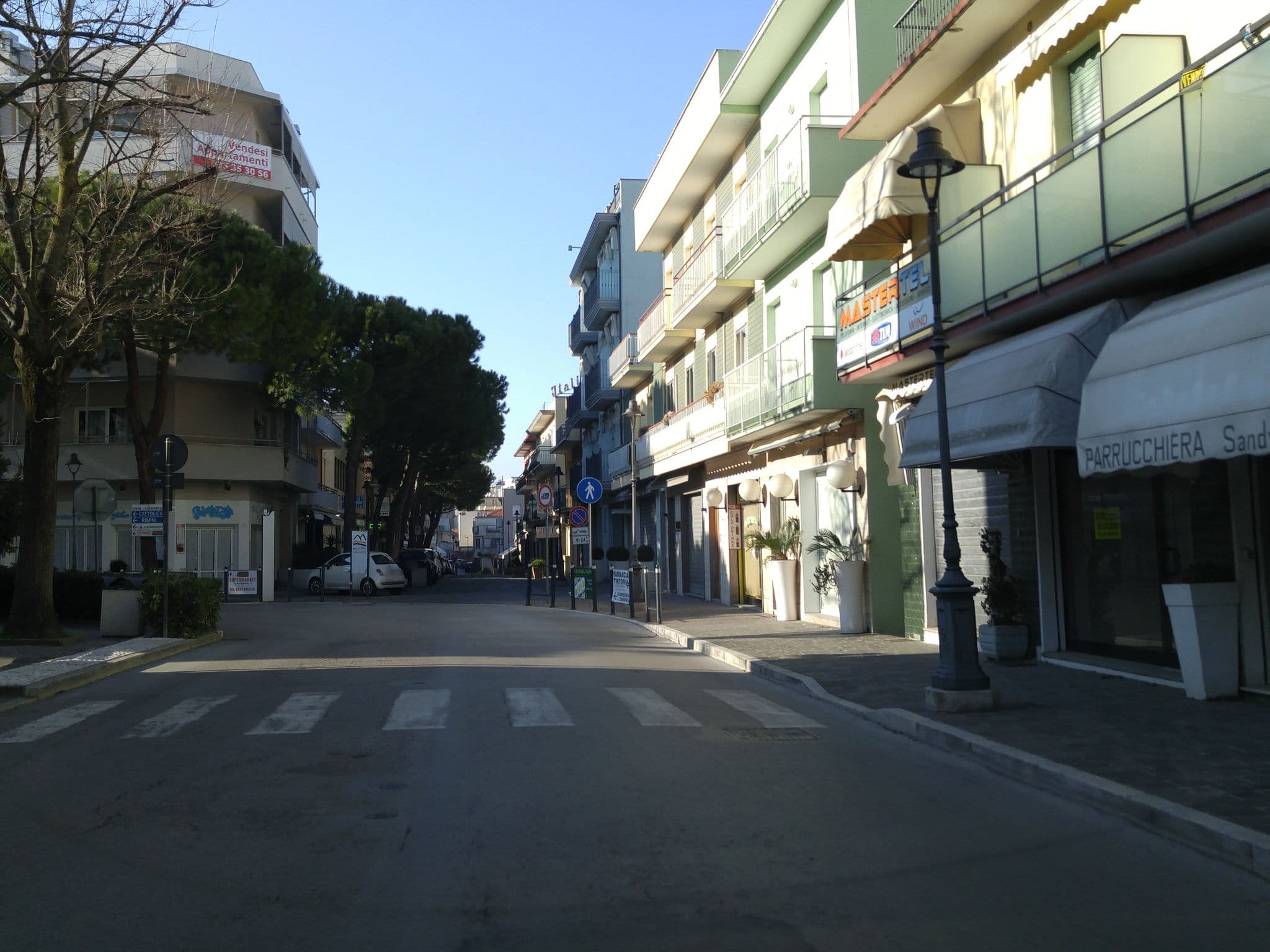 Street view near Hotel Napoleon, Gabicce Mare — © sorcrosc (CC BY-SA · Mapillary)