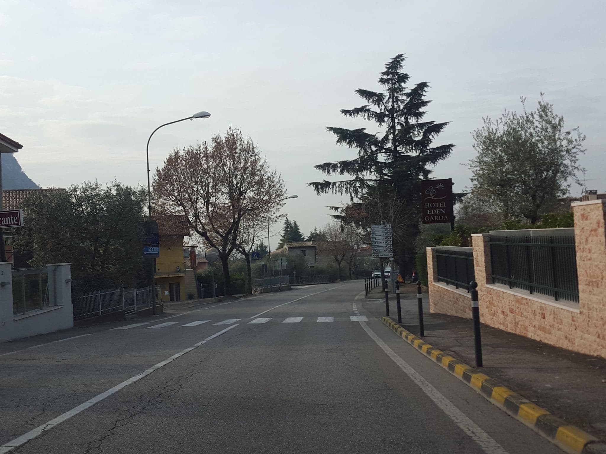 Street view near Hotel Eden Garda, Garda — © lucamenini (CC BY-SA · Mapillary)
