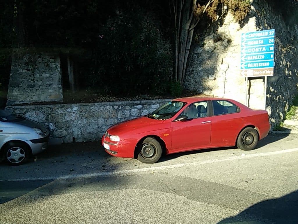 Street view near Hotel Tiziana Garnì, Gargnano — © joostjakob (CC BY-SA · Mapillary)