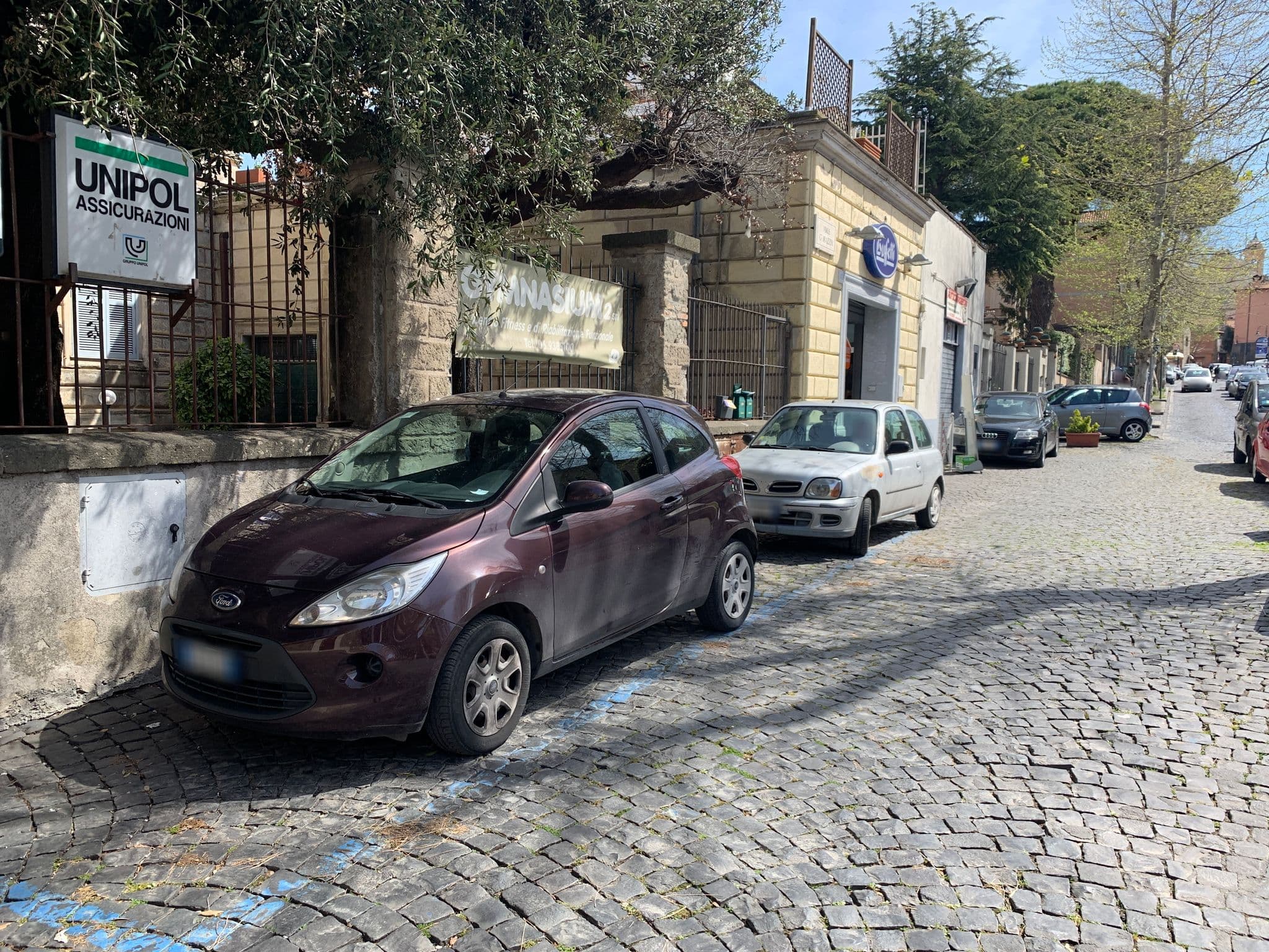 Street view near Villa Savoia Marino, Marino — © tordans (CC BY-SA · Mapillary)