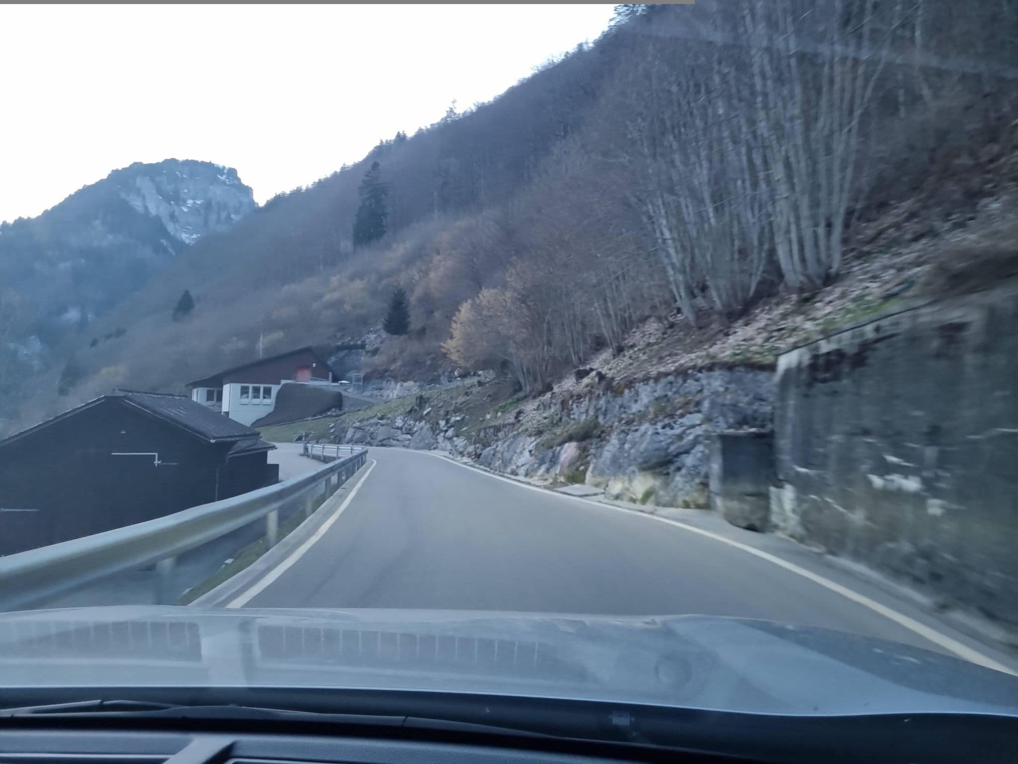 Street view near Fischers Lodge, Vorderthal — © Yha1 (CC BY-SA · Mapillary)