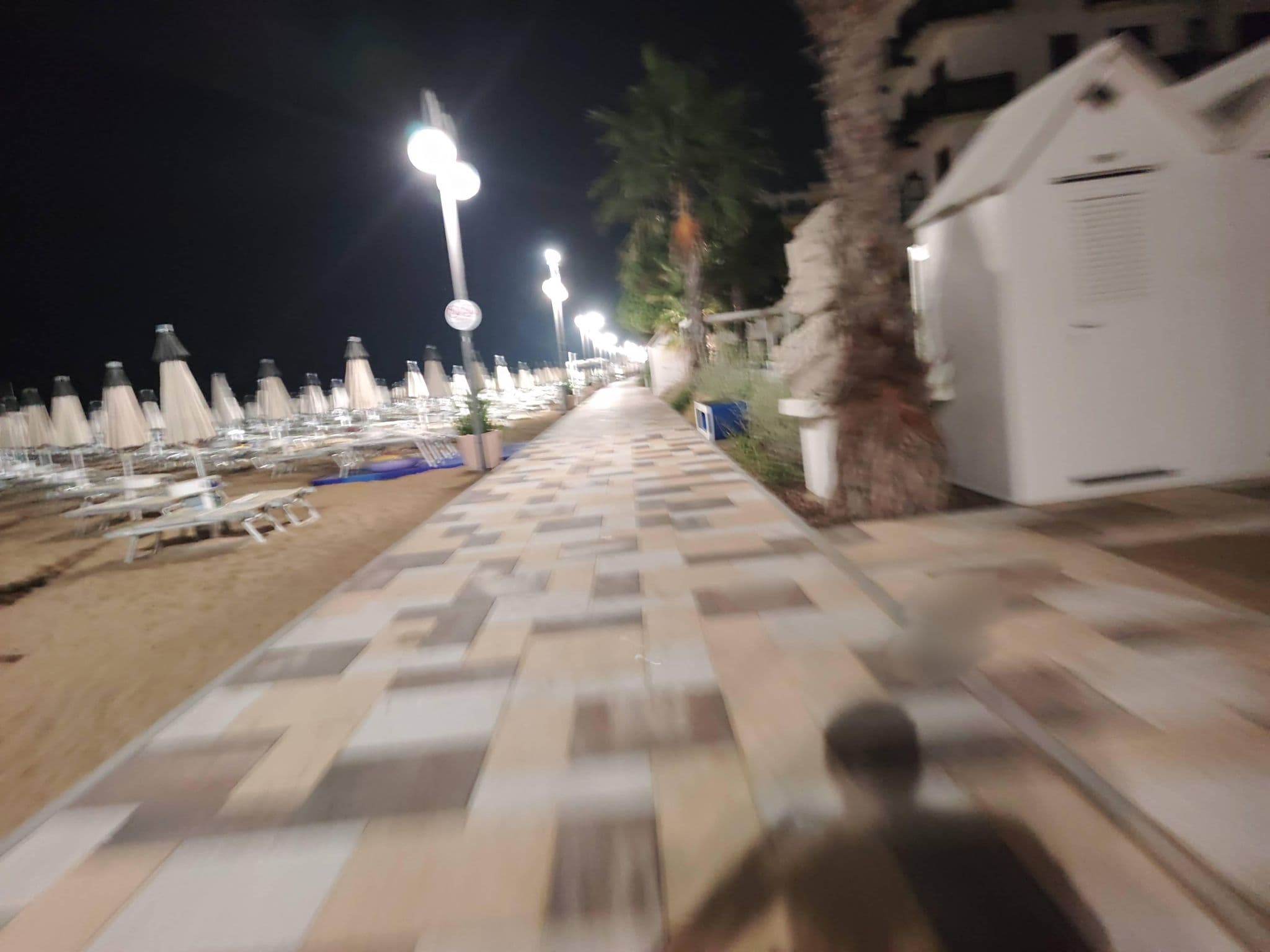 Street view near Hotel London, Lido di Jesolo — © Duro (CC BY-SA · Mapillary)