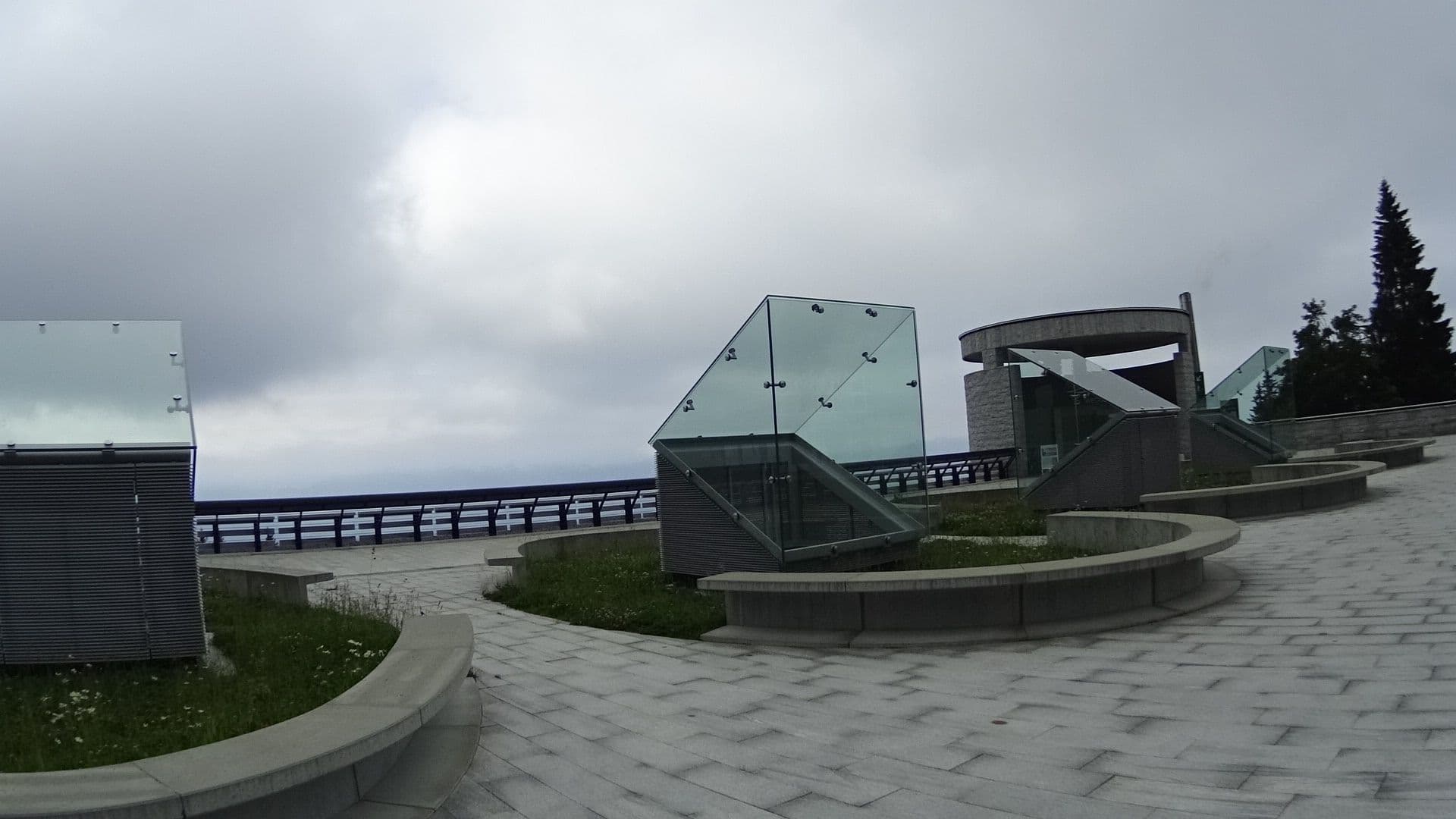 Street view near Mineralbad & Spa Rigi-Kaltbad, Weggis — © kino (CC BY-SA · Mapillary)