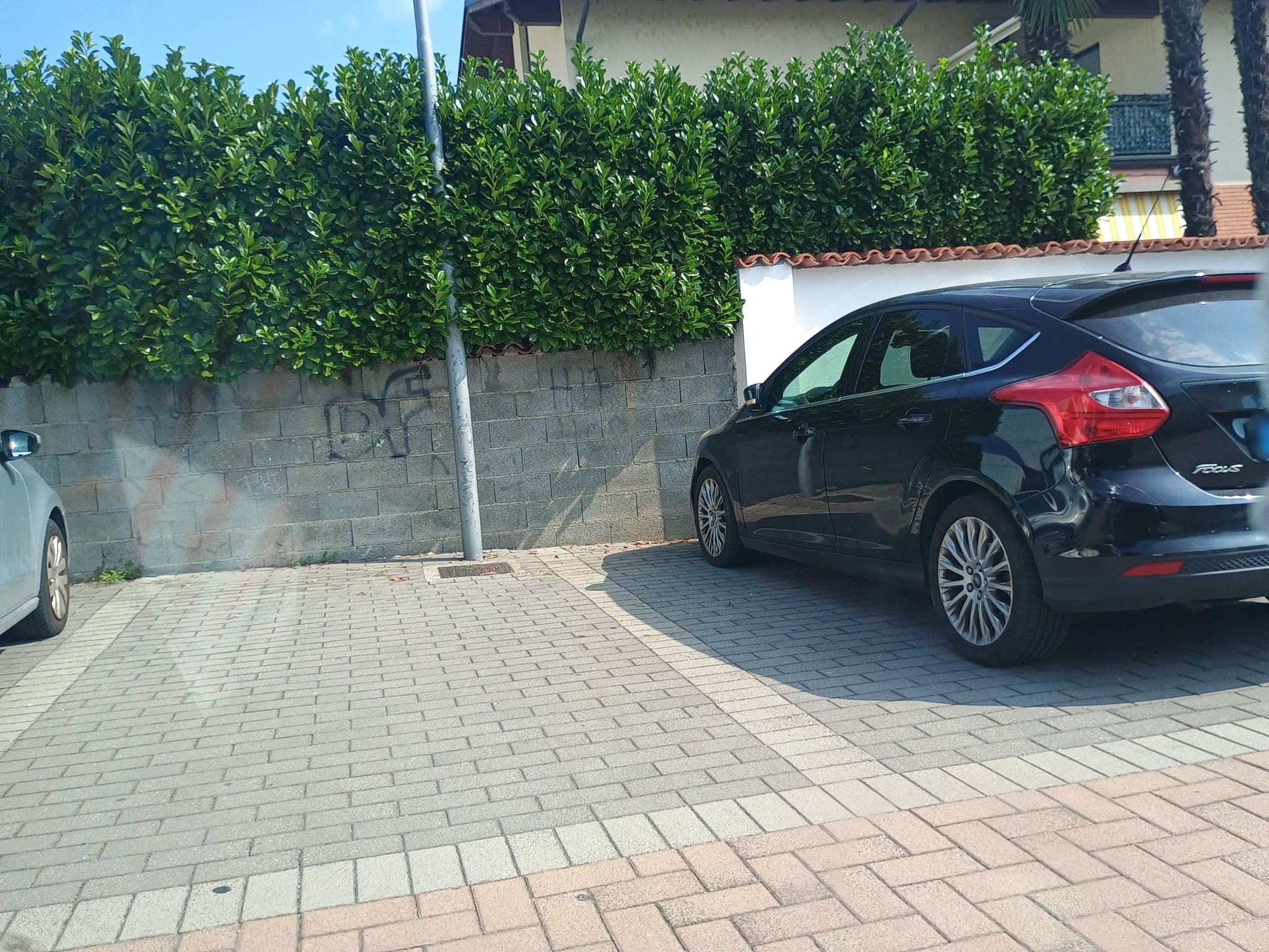Street view near B&B Del Lago, Ispra — © nlehuby (CC BY-SA · Mapillary)