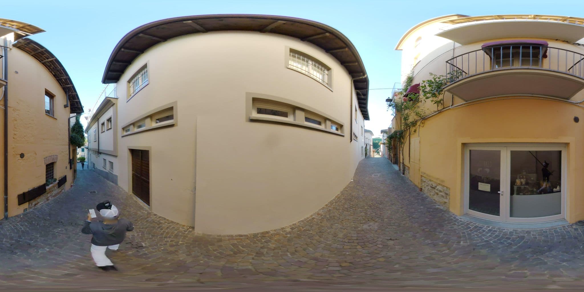Street view near Casa Svizzera - Agriturismo in Barolo, La Morra — © mapconcierge (CC BY-SA · Mapillary)