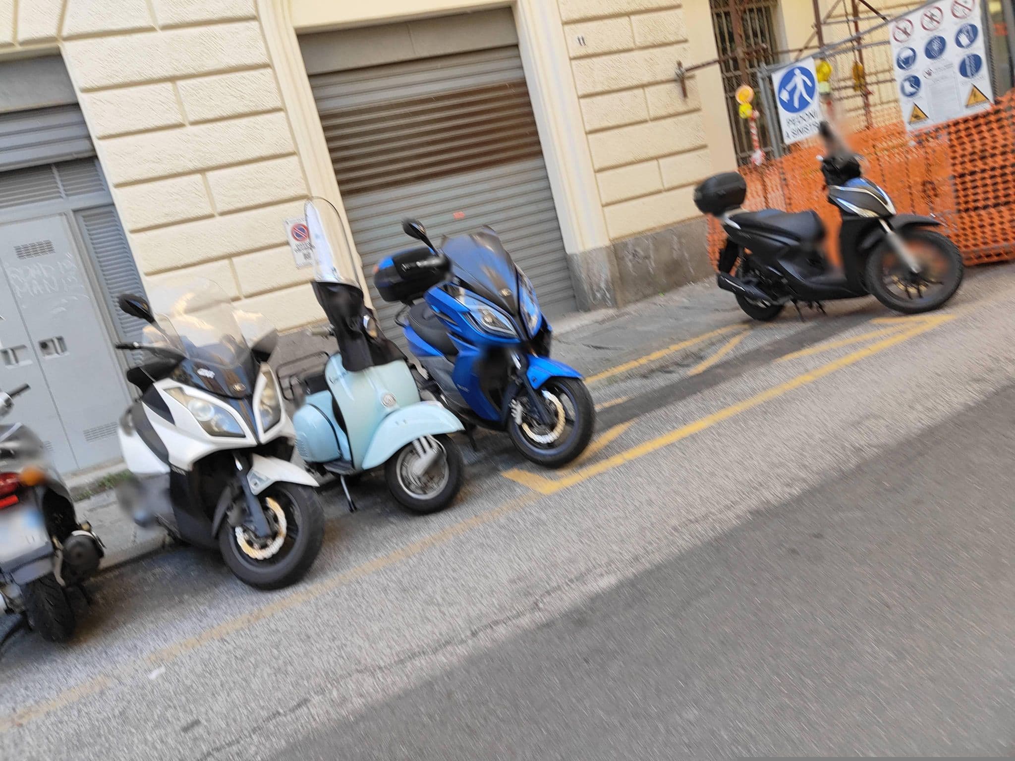 Street view near Affittacamere Superior Golfo e 5 Terre, La Spezia