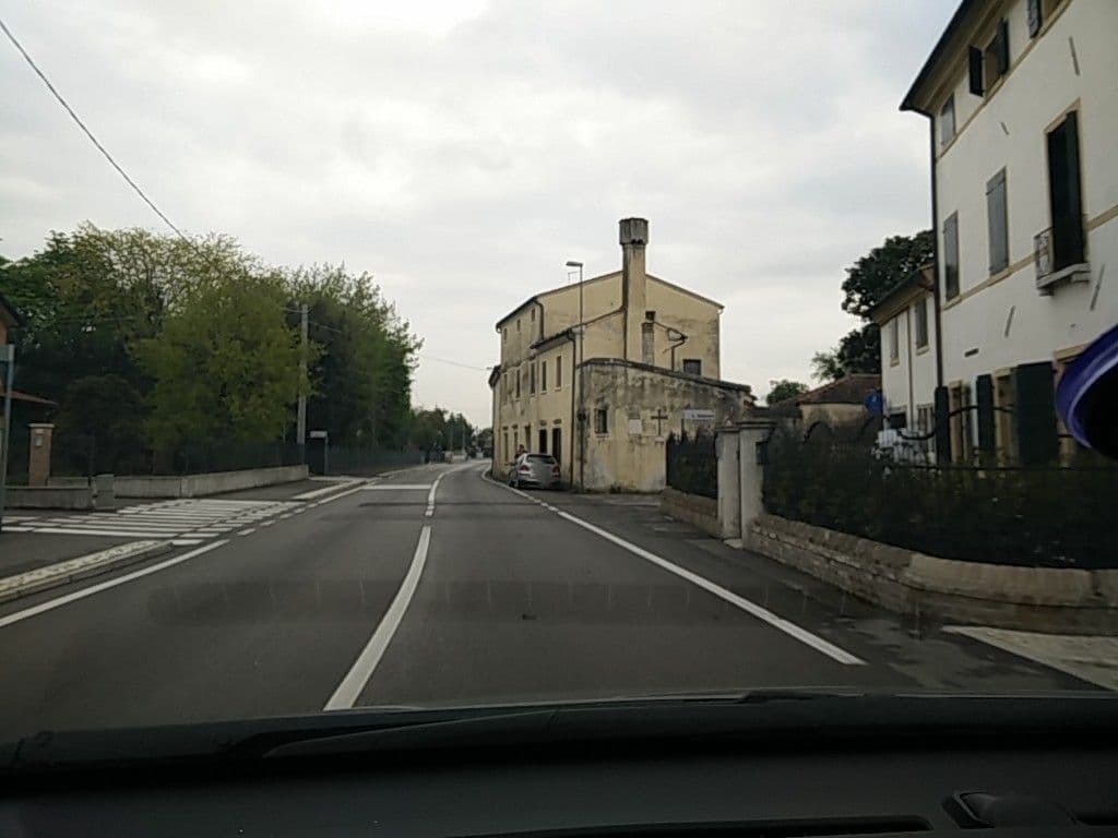 Street view near Hotel Donna Lucia, Ponzano — © bellazambo (CC BY-SA · Mapillary)