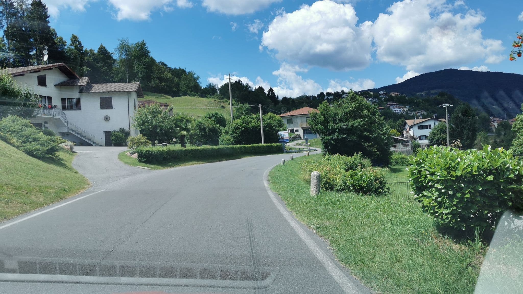 Street view near Cavaria, San Fedele Superiore — © kaitu (CC BY-SA · Mapillary)