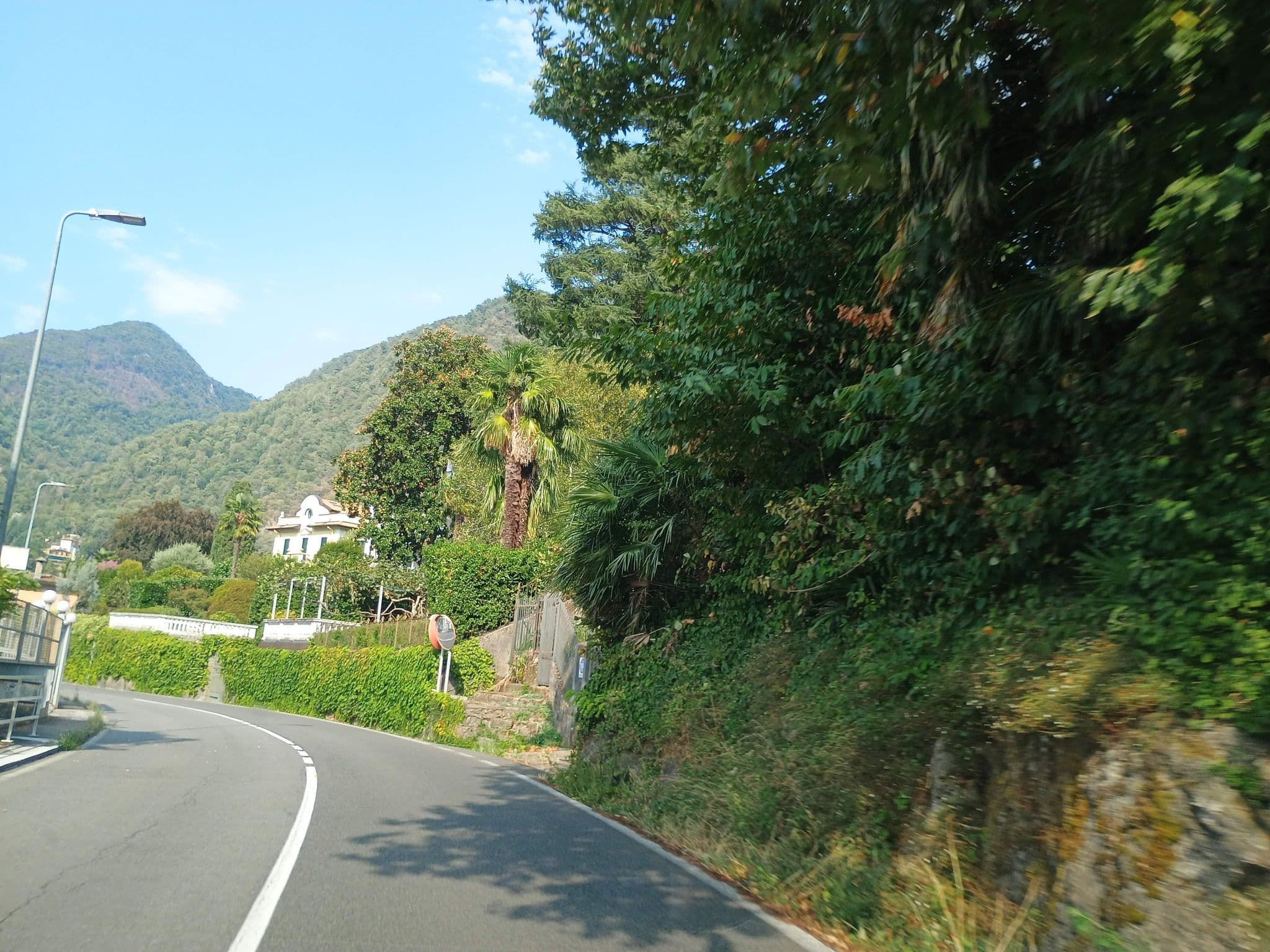 Street view near Il Porticciolo Hotel Ristorante La Tavola, Laveno — © thetornado76 (CC BY-SA · Mapillary)
