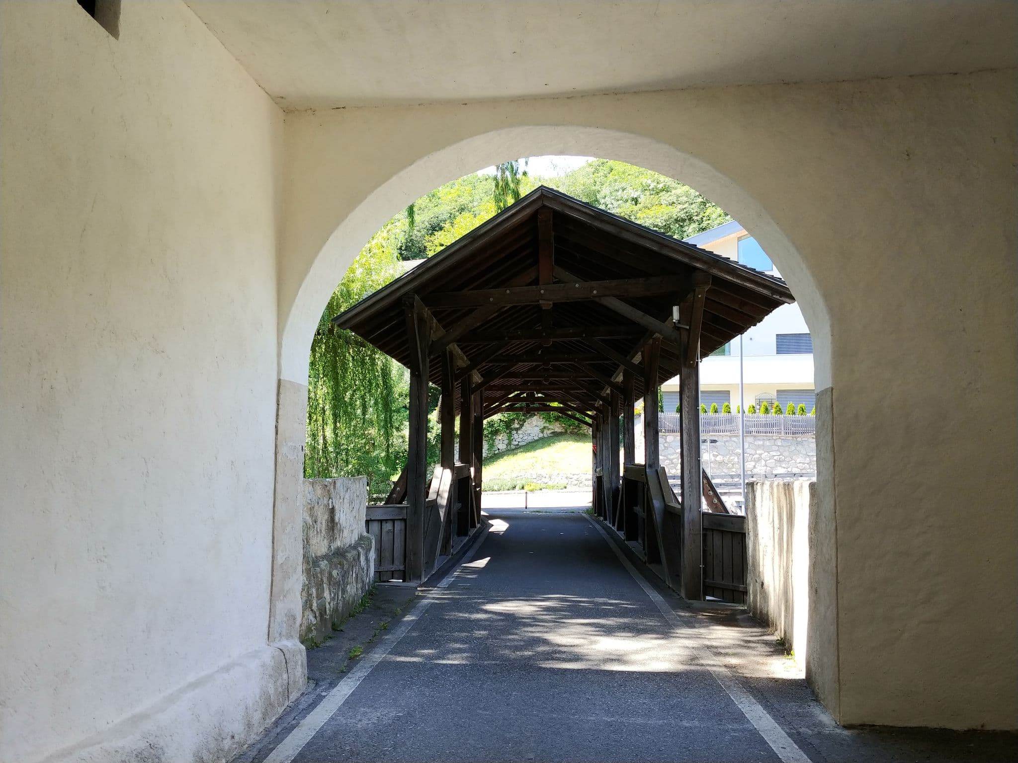 Street view near Albergo Ristorante Al Ponte - Varna (bz), Varna — © highlander (CC BY-SA · Mapillary)