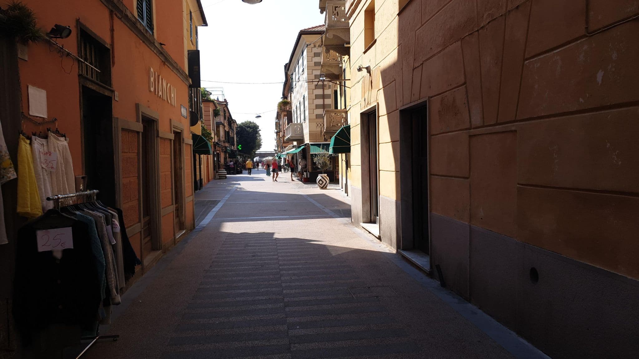 Street view near Maestrale Charme Rooms, Levanto — © jopparn (CC BY-SA · Mapillary)