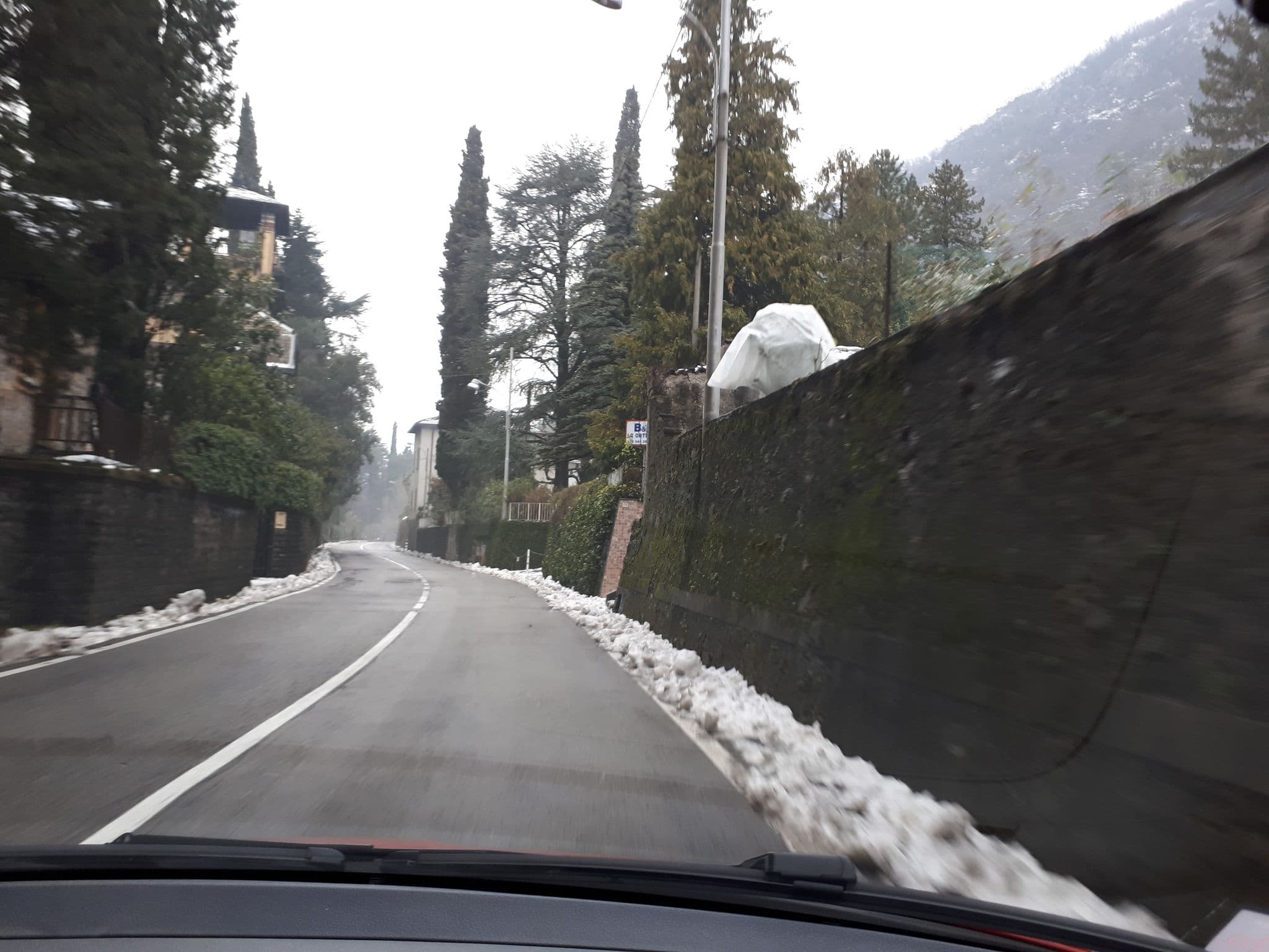 Street view near B&B Le Ortensie - Lago di Como, Lierna — © kaitu (CC BY-SA · Mapillary)