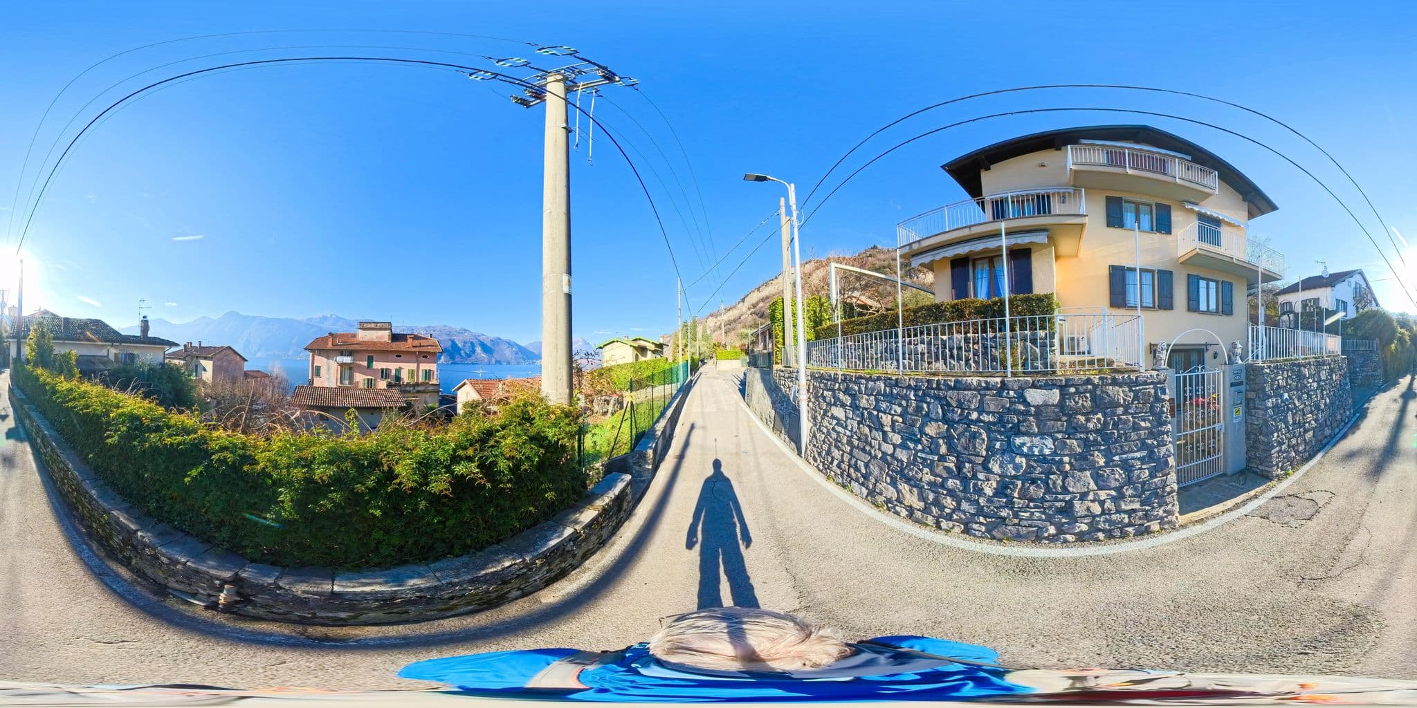 Street view near B&B/FORESTERIA "CASA DELLA MUSICA LAKE VIEW" (codice CIN IT097046B4DSJ6PQGQ), Mandello del Lario — © Hol_Ger (CC BY-SA · Mapillary)