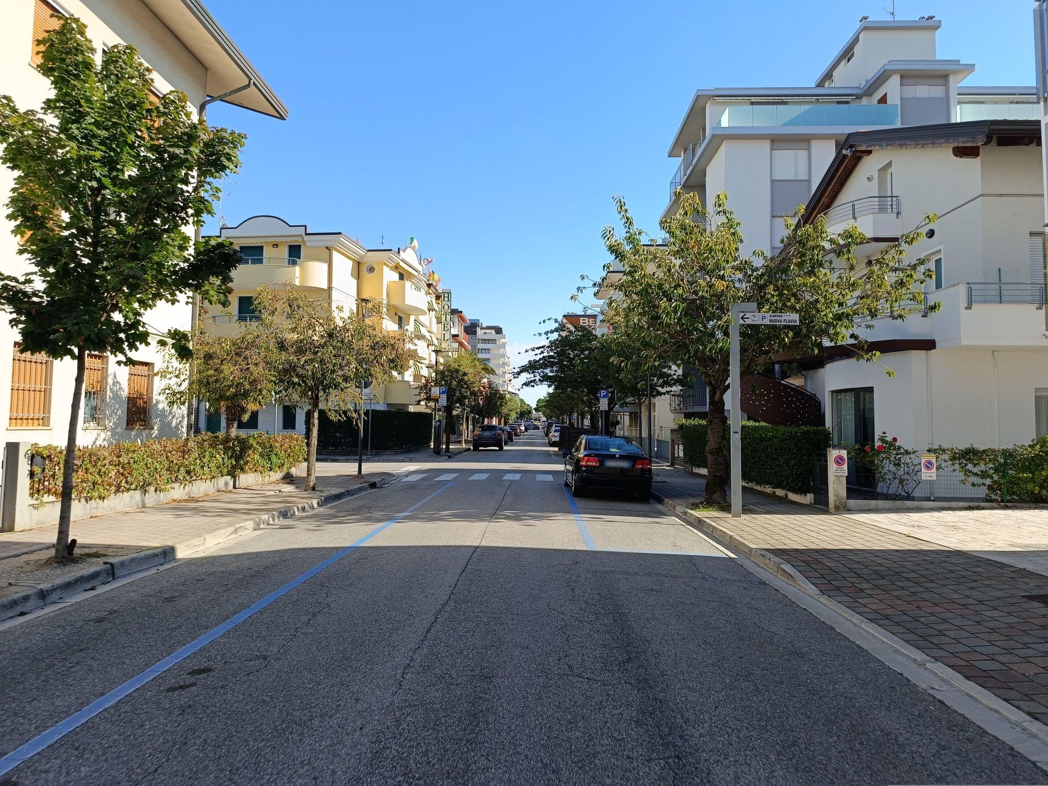 Street view near Pensione Ornella, Lignano Sabbiadoro — © Duro (CC BY-SA · Mapillary)