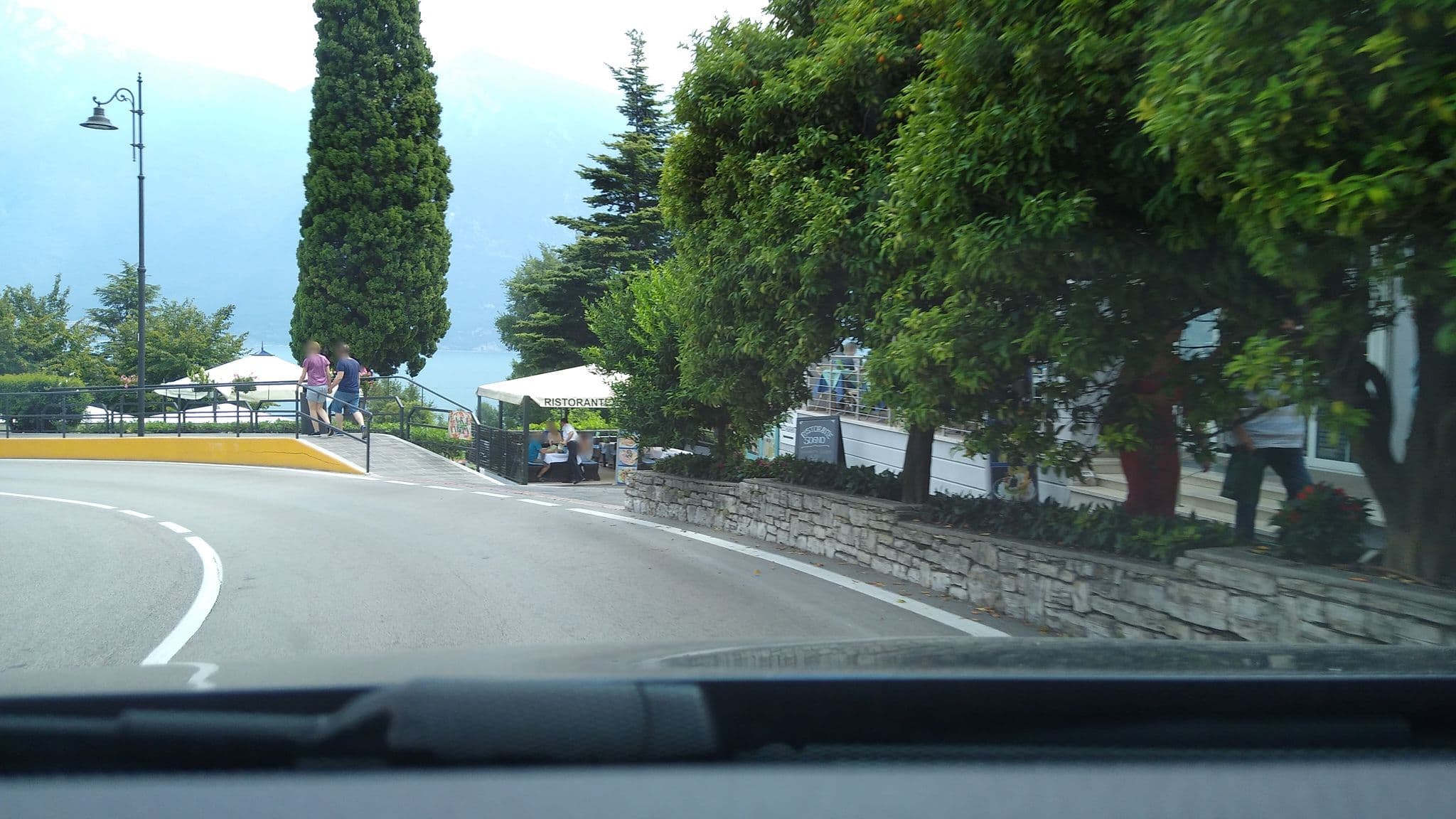 Street view near Hotel Sogno del Benaco, Limone sul Garda — © mike409 (CC BY-SA · Mapillary)