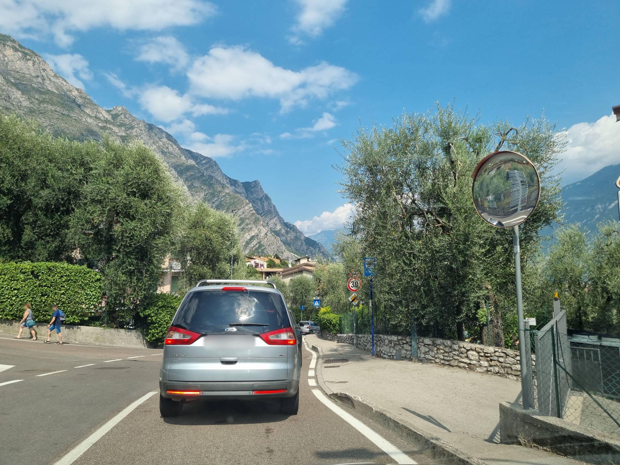 Street view near Rosemarie di A. & C. SNC., Limone sul Garda — © dsmm (CC BY-SA · Mapillary)