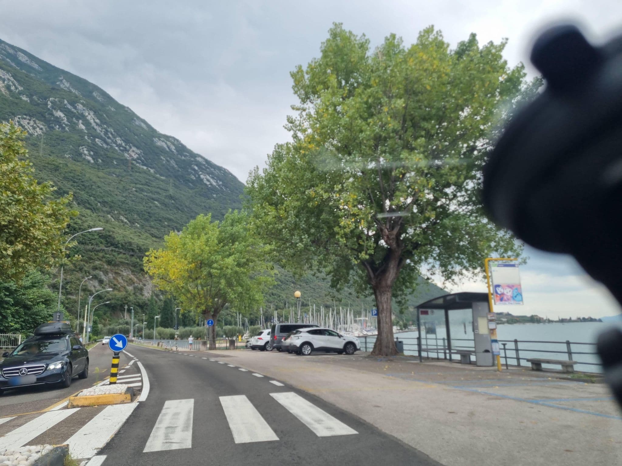 Street view near Hotel Vela Azzurra, Limone sul Garda — © dsmm (CC BY-SA · Mapillary)