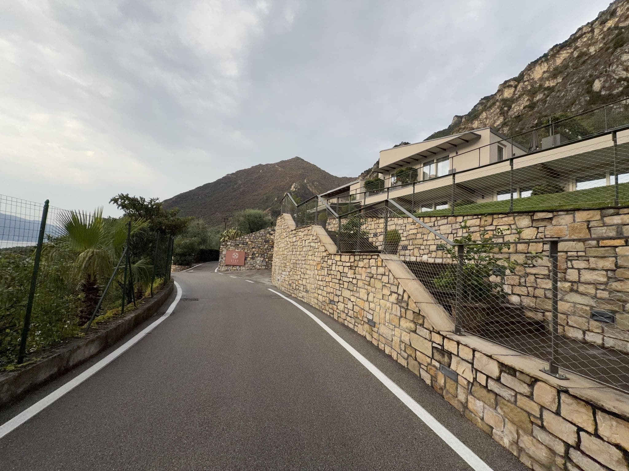 Street view near Bellatrix, Limone sul Garda — © boskoyevsky (CC BY-SA · Mapillary)