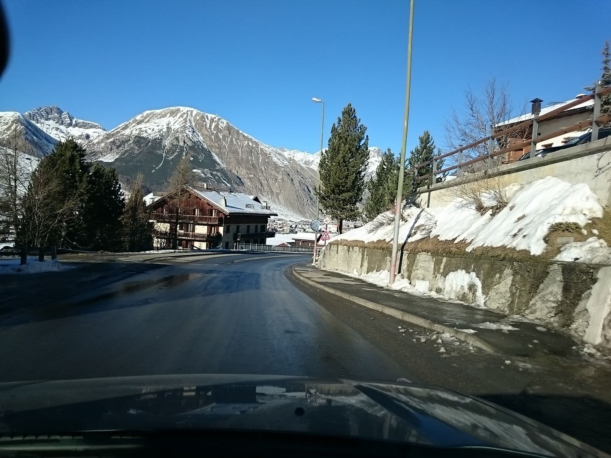 Street view near Hotel Duc de Rohan, Livigno