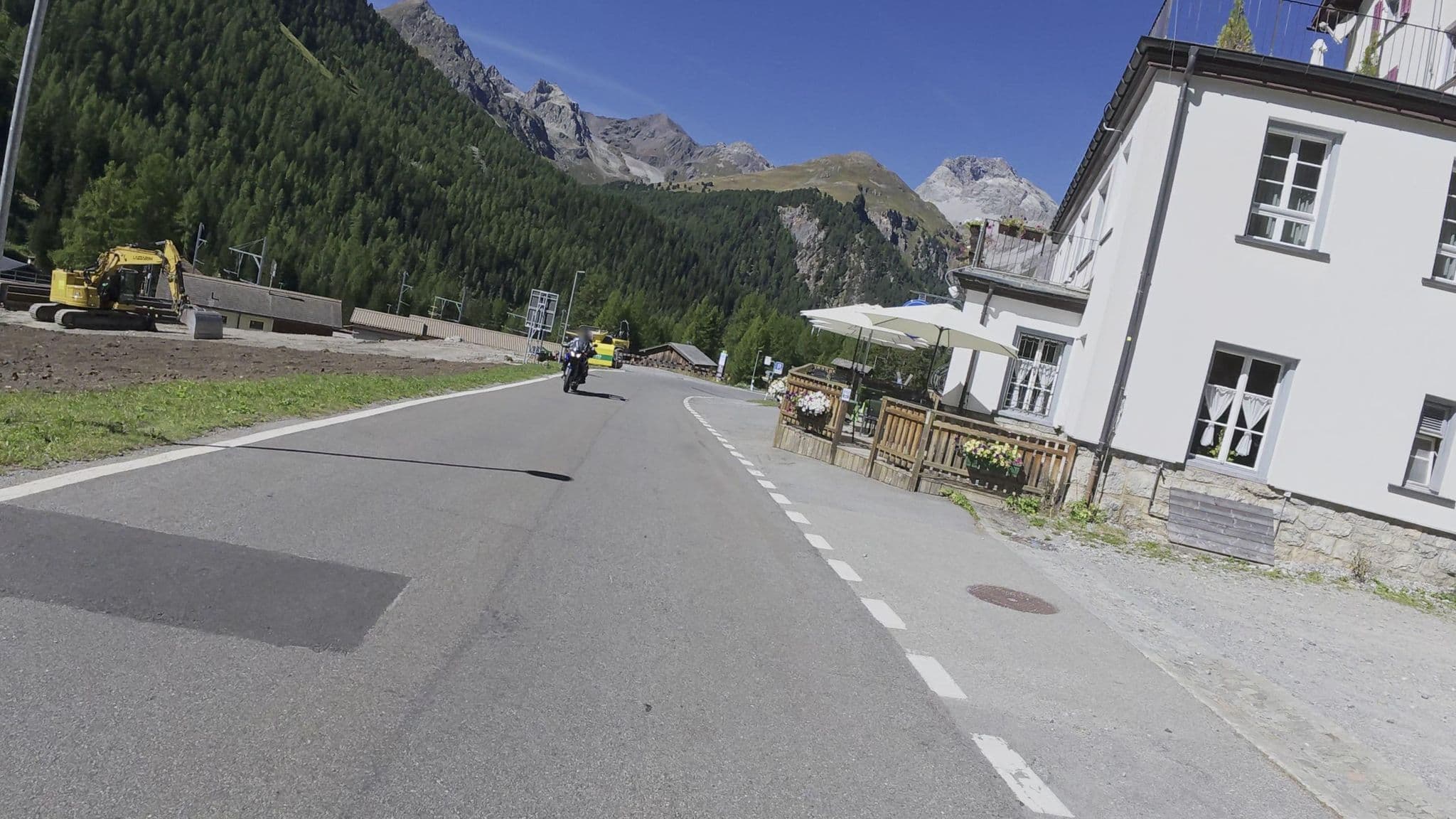 Street view near Kulm, Samedan — © Guzzi_Franze (CC BY-SA · Mapillary)