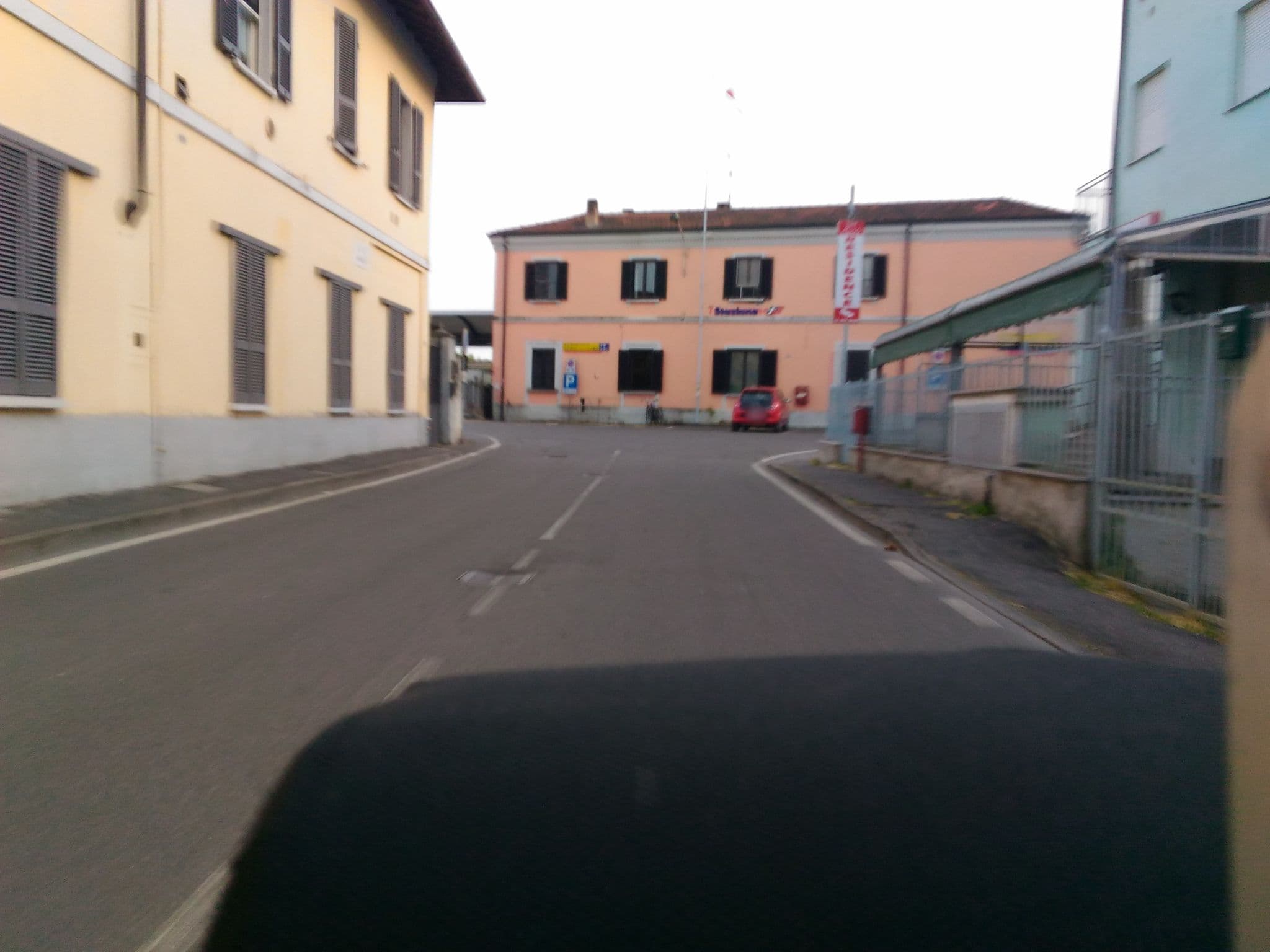 Street view near Residence Mariele, Tavazzano — © vivilabici (CC BY-SA · Mapillary)