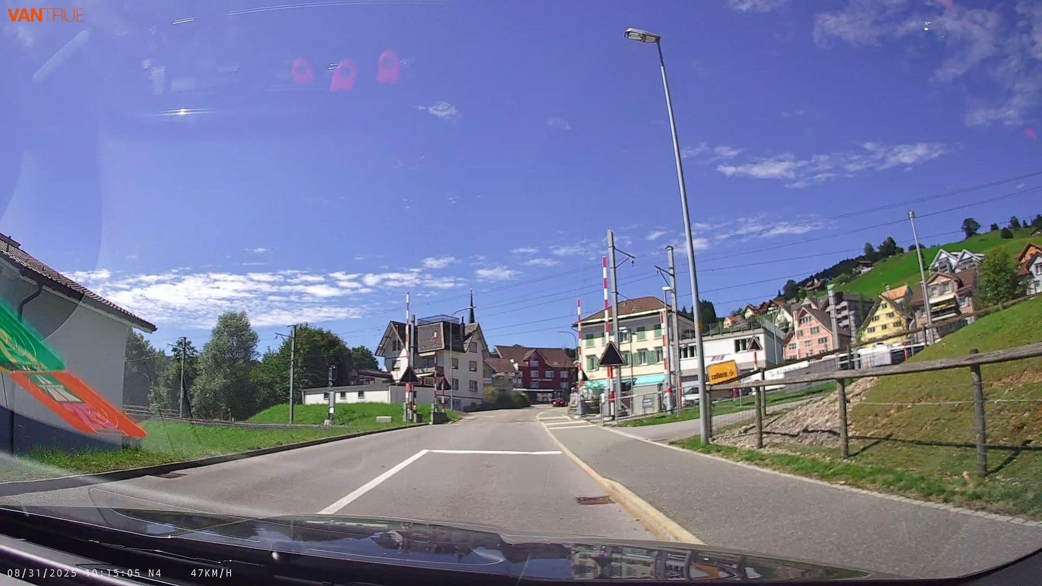 Street view near Mitel Säntis AG, Haus für Ferien, Freizeit und Truppen, Urnäsch — © fcignat (CC BY-SA · Mapillary)