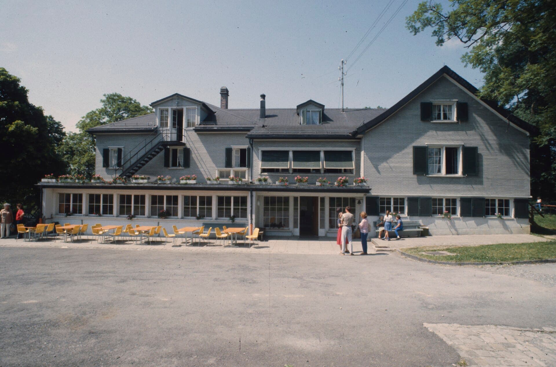 Ferienhaus Schwäbrig (via Wikimedia Commons, CC BY-SA 4.0)