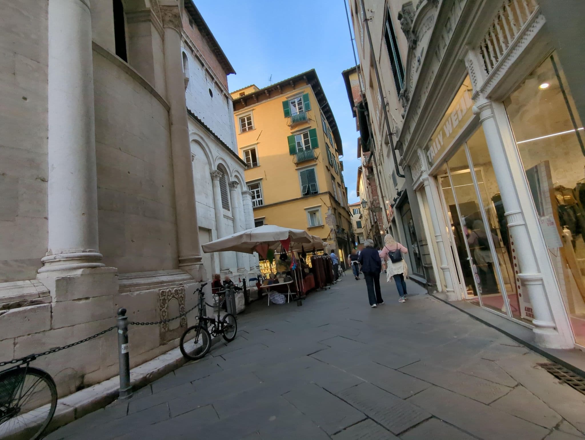 Street view near Palazzo Rocchi Hotel, Lucca — © ente (CC BY-SA · Mapillary)