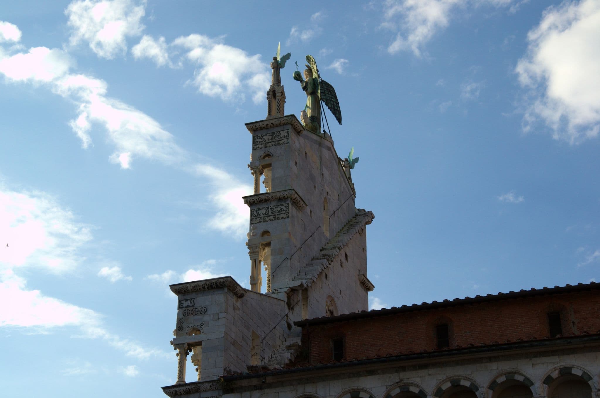 Street view near Al Tuscany Bed & Breakfast, Lucca — © danysk (CC BY-SA · Mapillary)