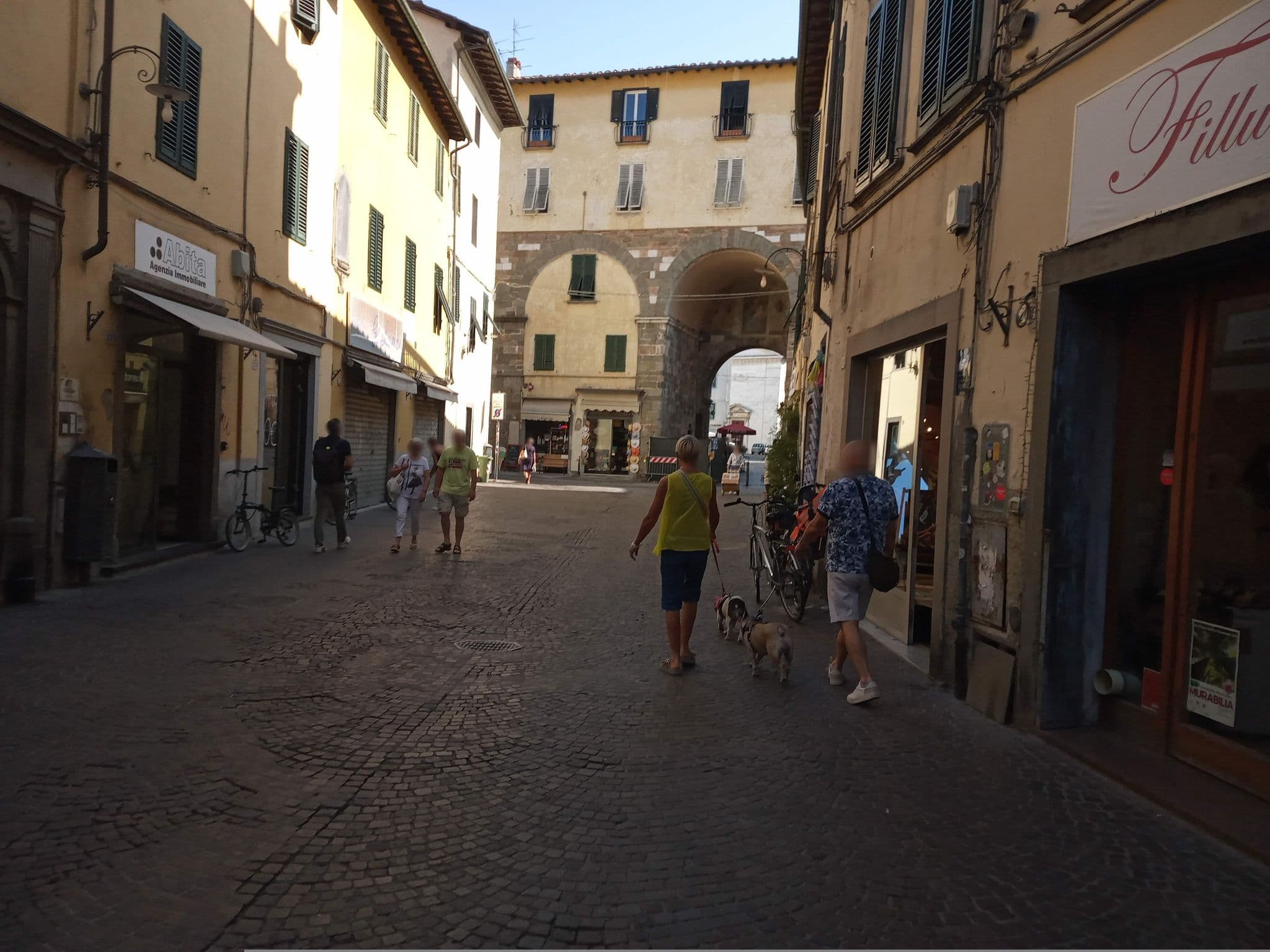 Street view near B&B Antico Cancello Lucca Centro, Lucca — © antonio_barsottini (CC BY-SA · Mapillary)