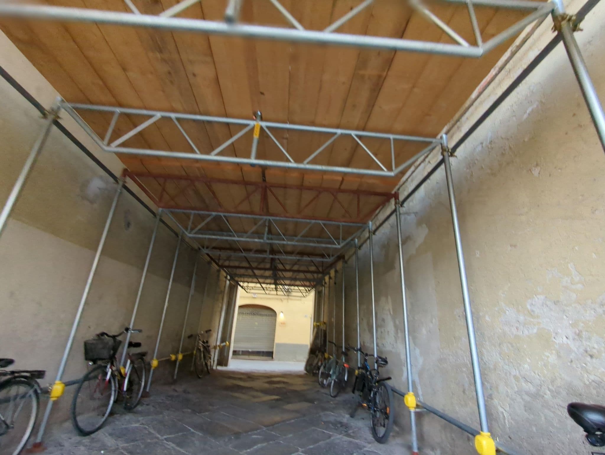 Street view near Chalet Lucca, Lucca — © ente (CC BY-SA · Mapillary)