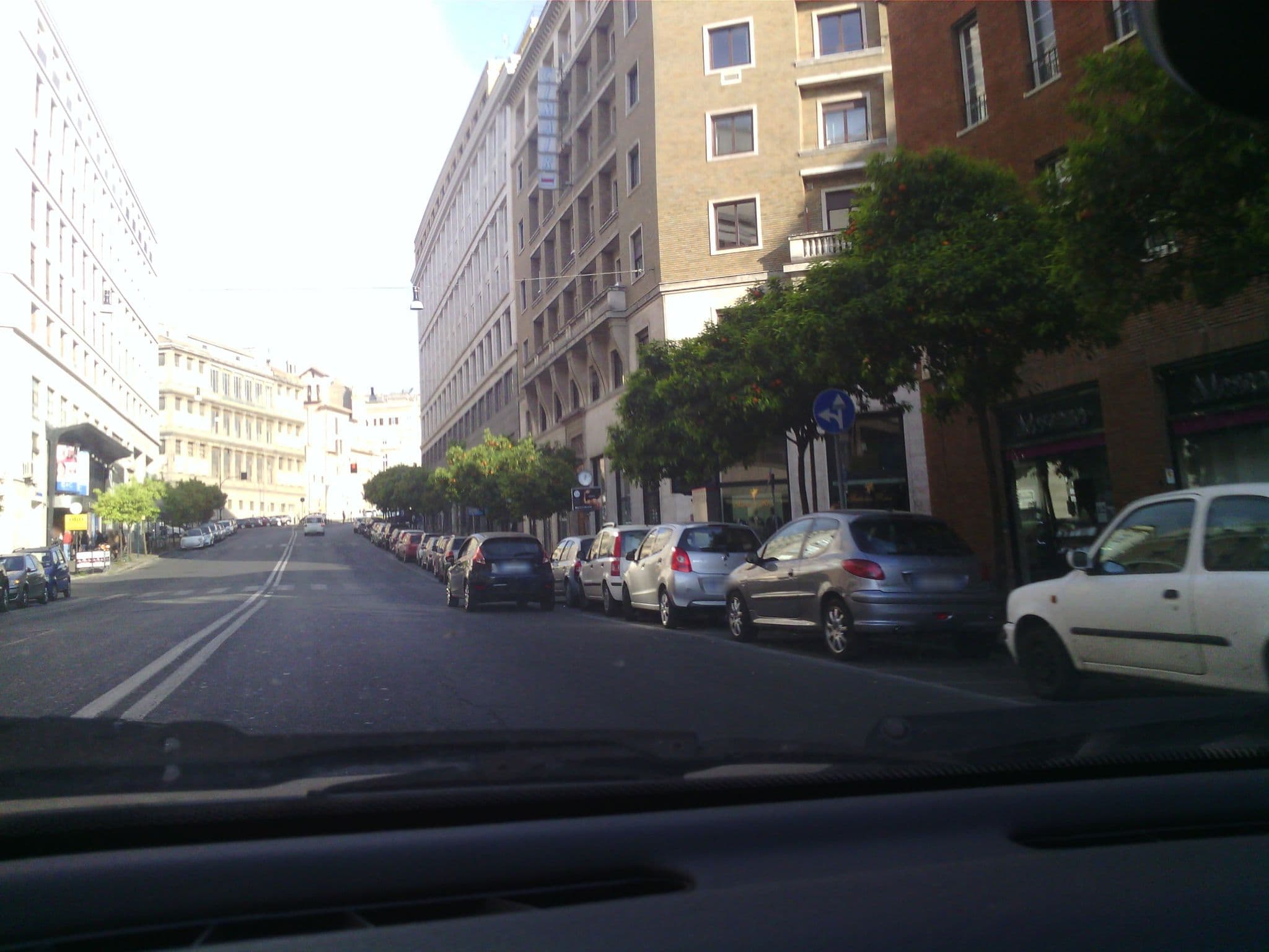 Street view near Hotel Royal Bissolati, Ludovisi — © giardia (CC BY-SA · Mapillary)