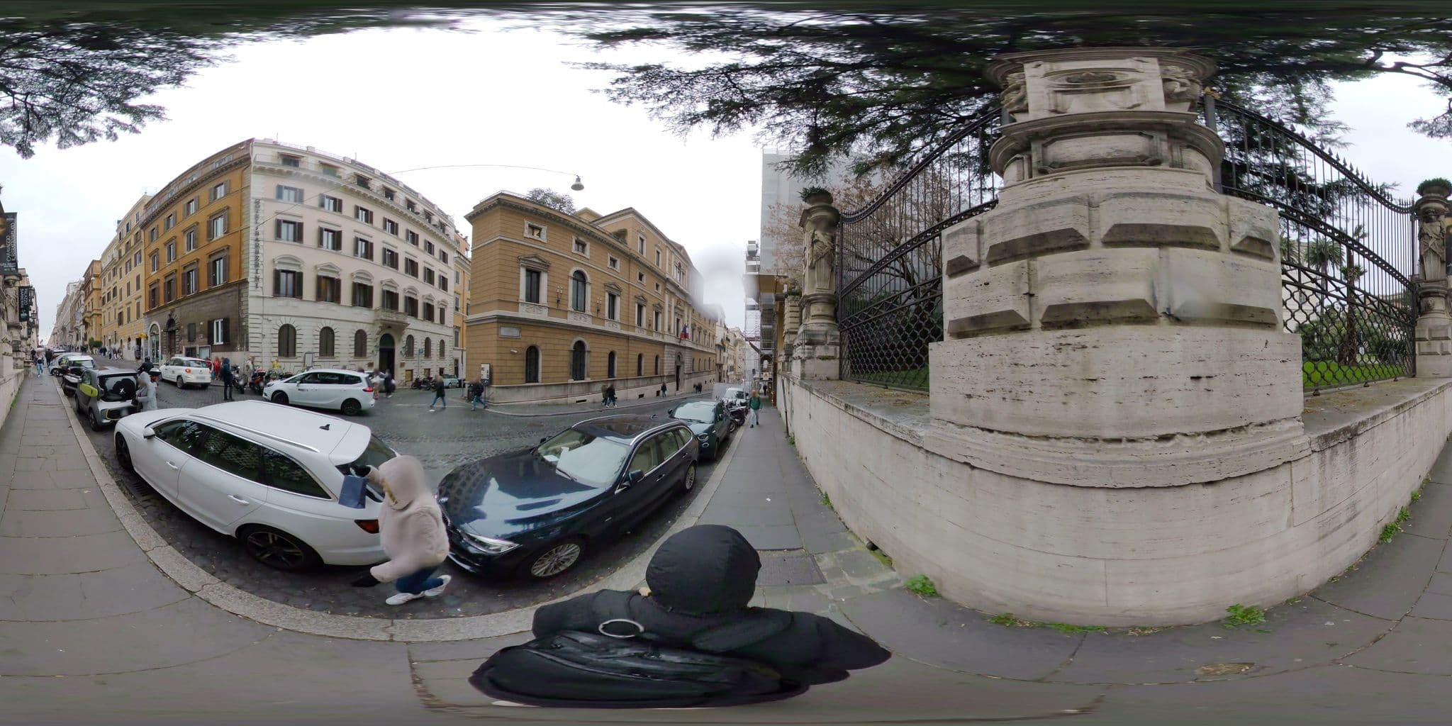 Street view near Al Manthia Hotel, Ludovisi — © akiyoshiii213 (CC BY-SA · Mapillary)
