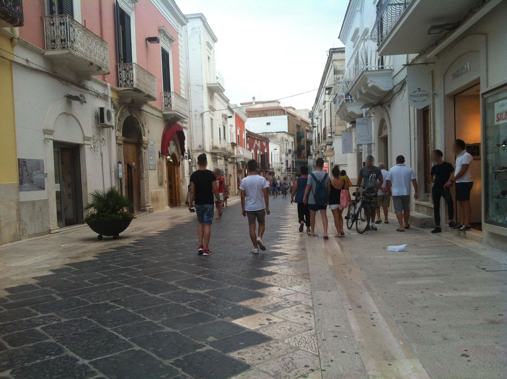 Street view near Casa Manfredi Homes&Villas | Manfredonia, Manfredonia — © miguel_andrade (CC BY-SA · Mapillary)