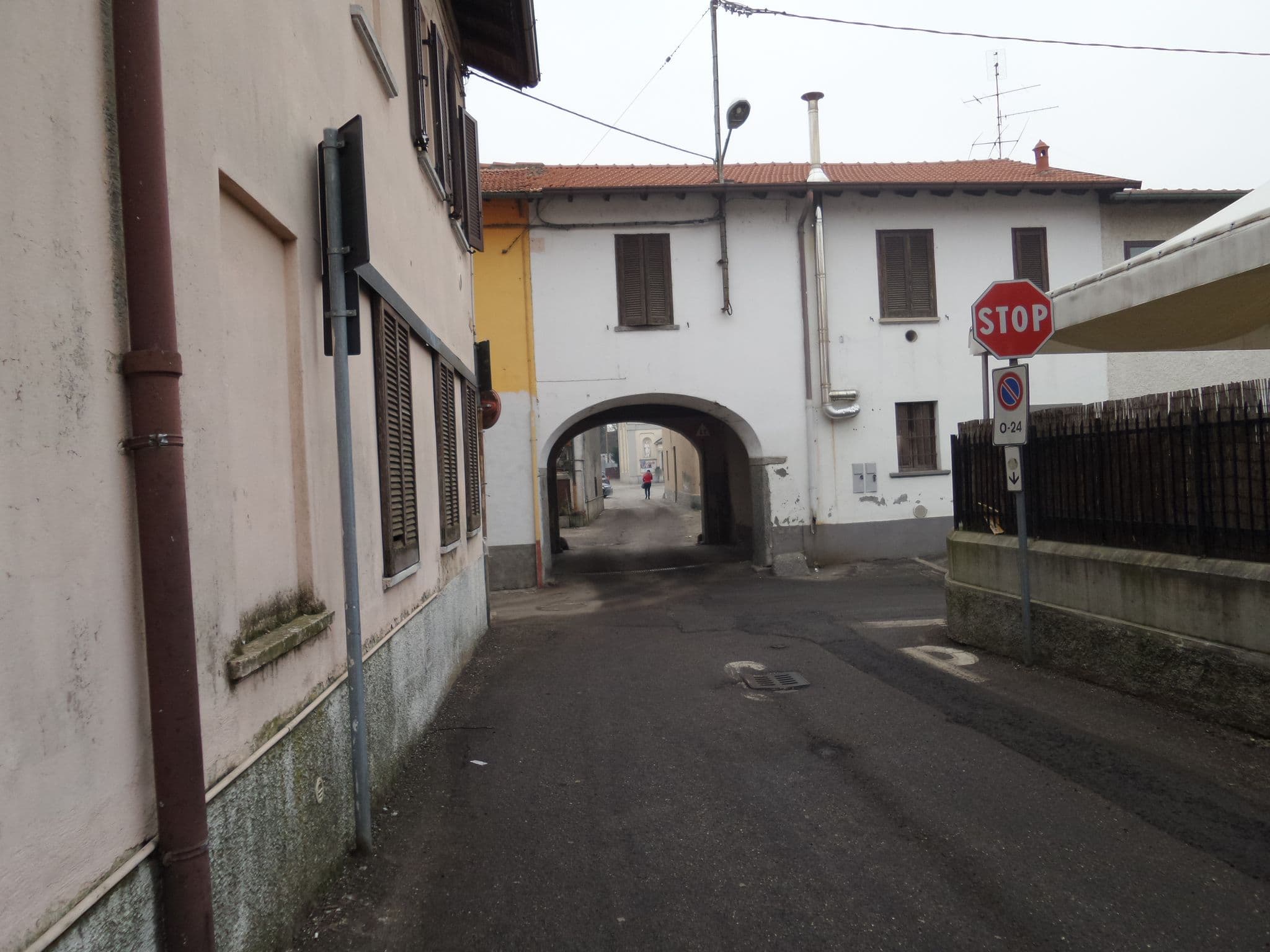 Street view near Il Giuelìn Malpensa, Ferno — © kaitu (CC BY-SA · Mapillary)