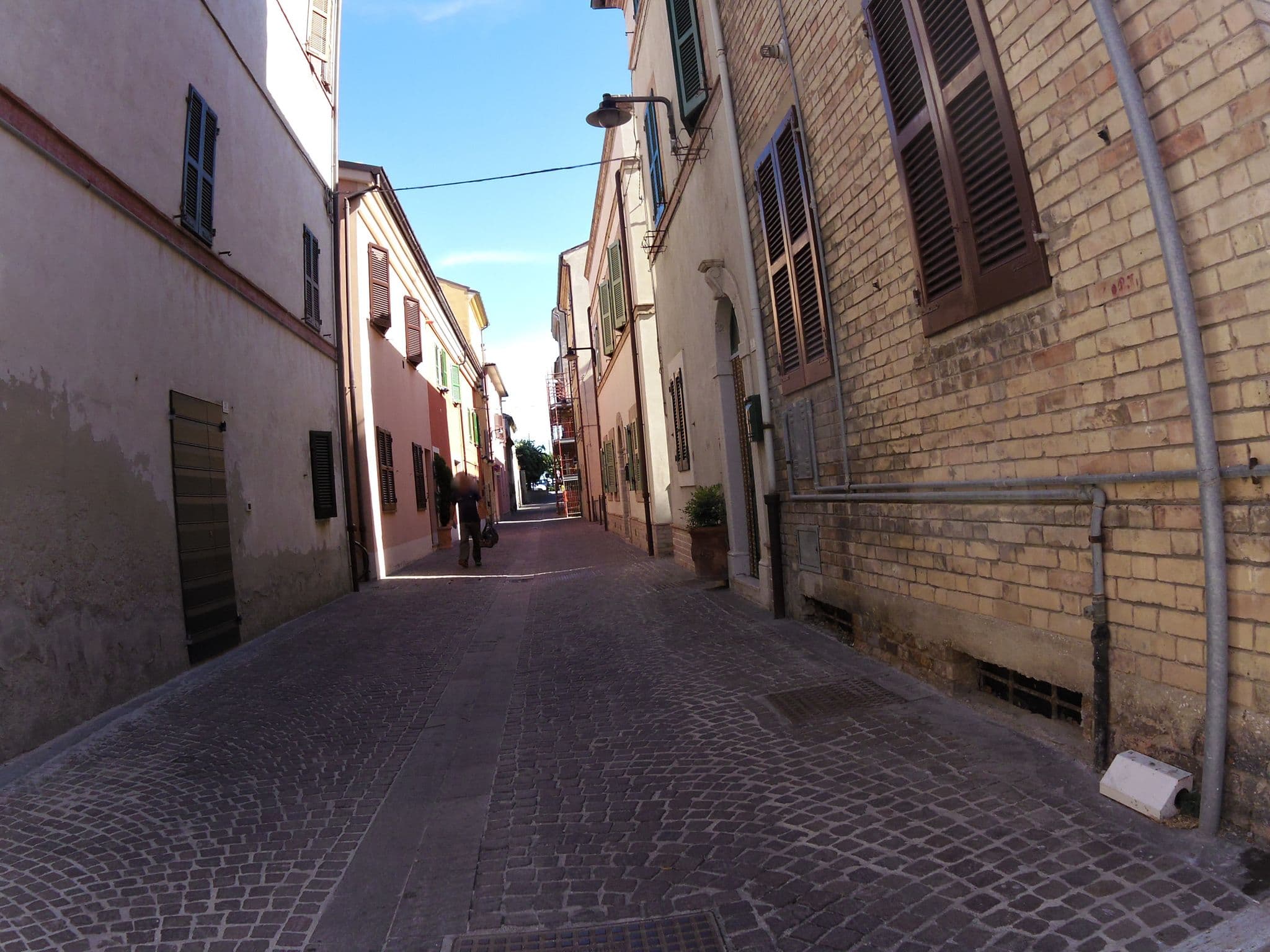 Street view near Dimora Villa Ricci, Pedaso — © czmrtn (CC BY-SA · Mapillary)