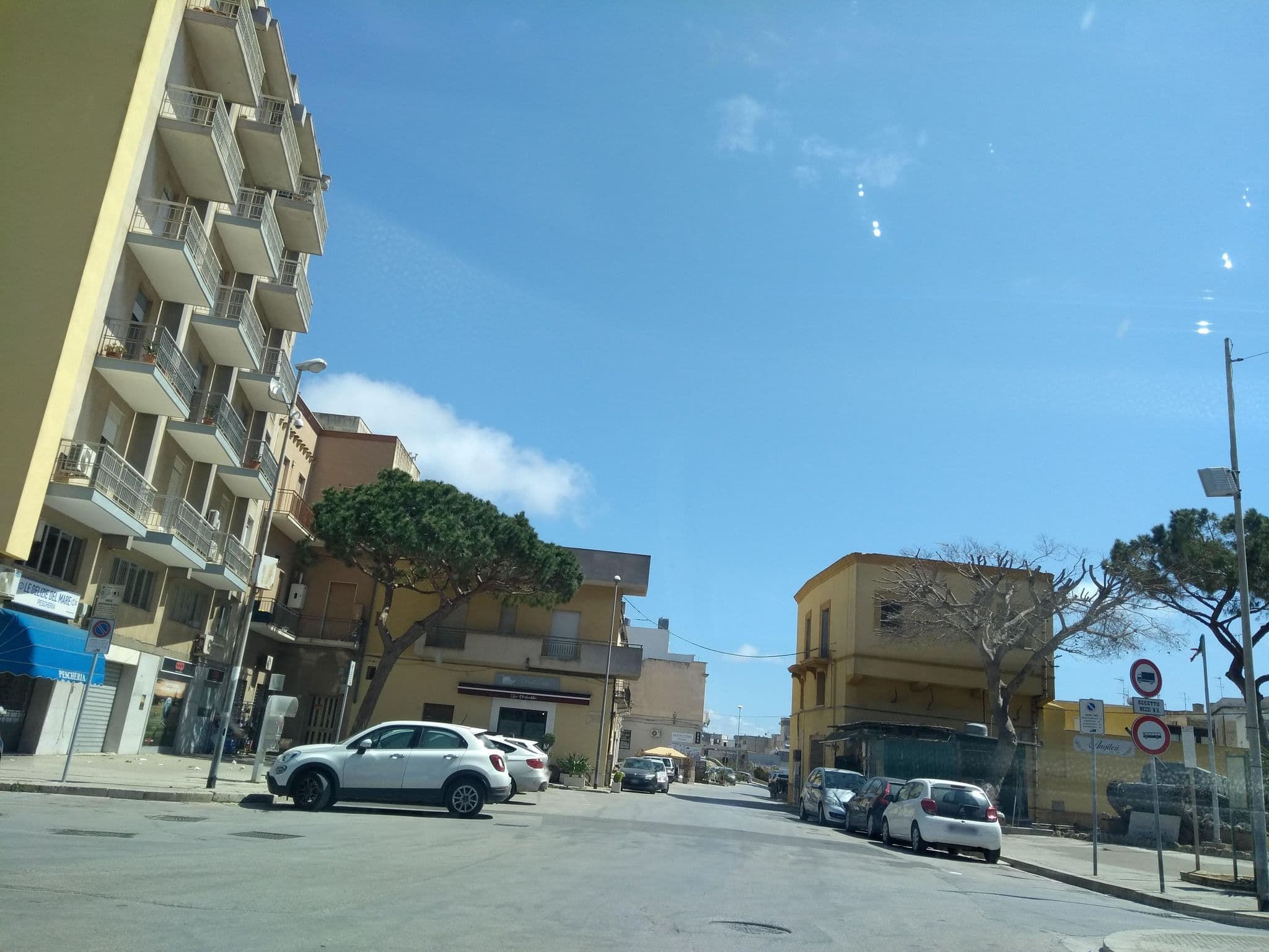 Street view near B&B Sbarco Dei 1000 Marsala, Marsala — © thetornado76 (CC BY-SA · Mapillary)