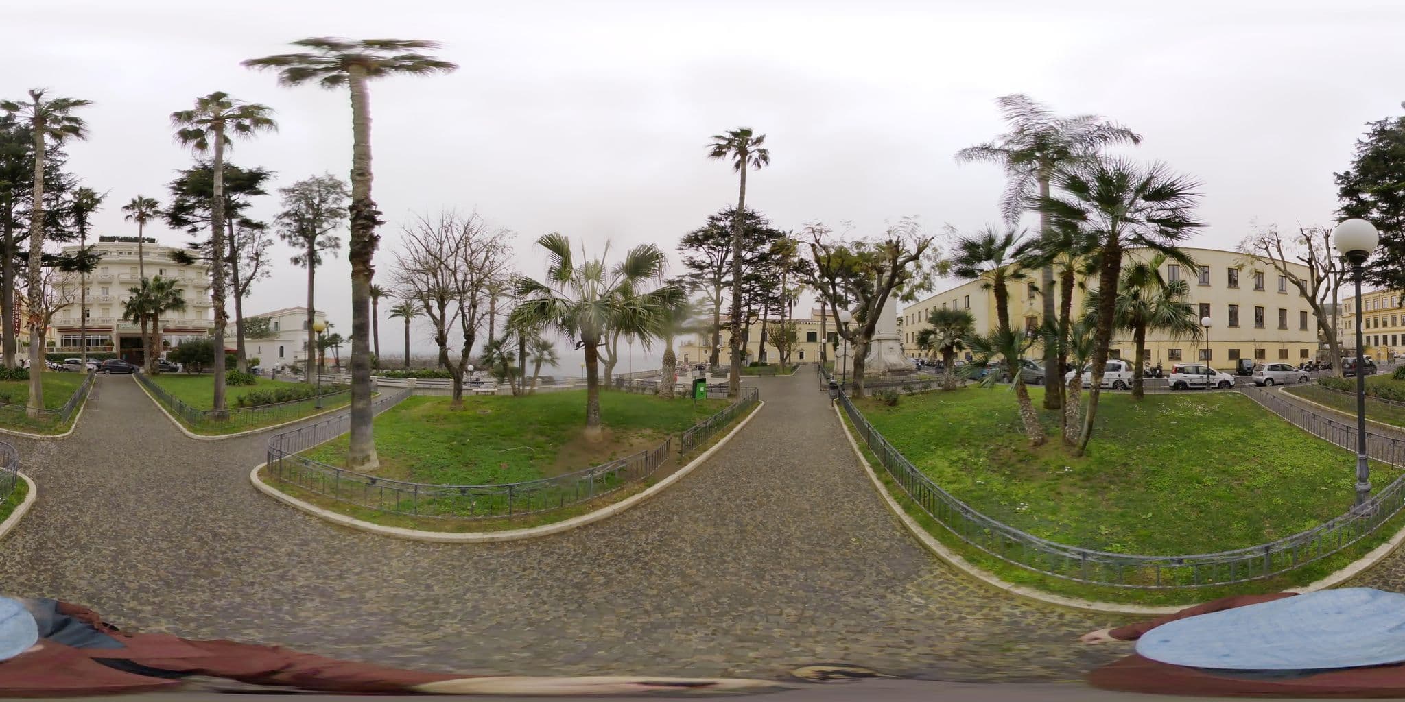 Street view near Hotel Bellevue Syrene Sorrento, Sorrento — © stefan-RolfsRom (CC BY-SA · Mapillary)