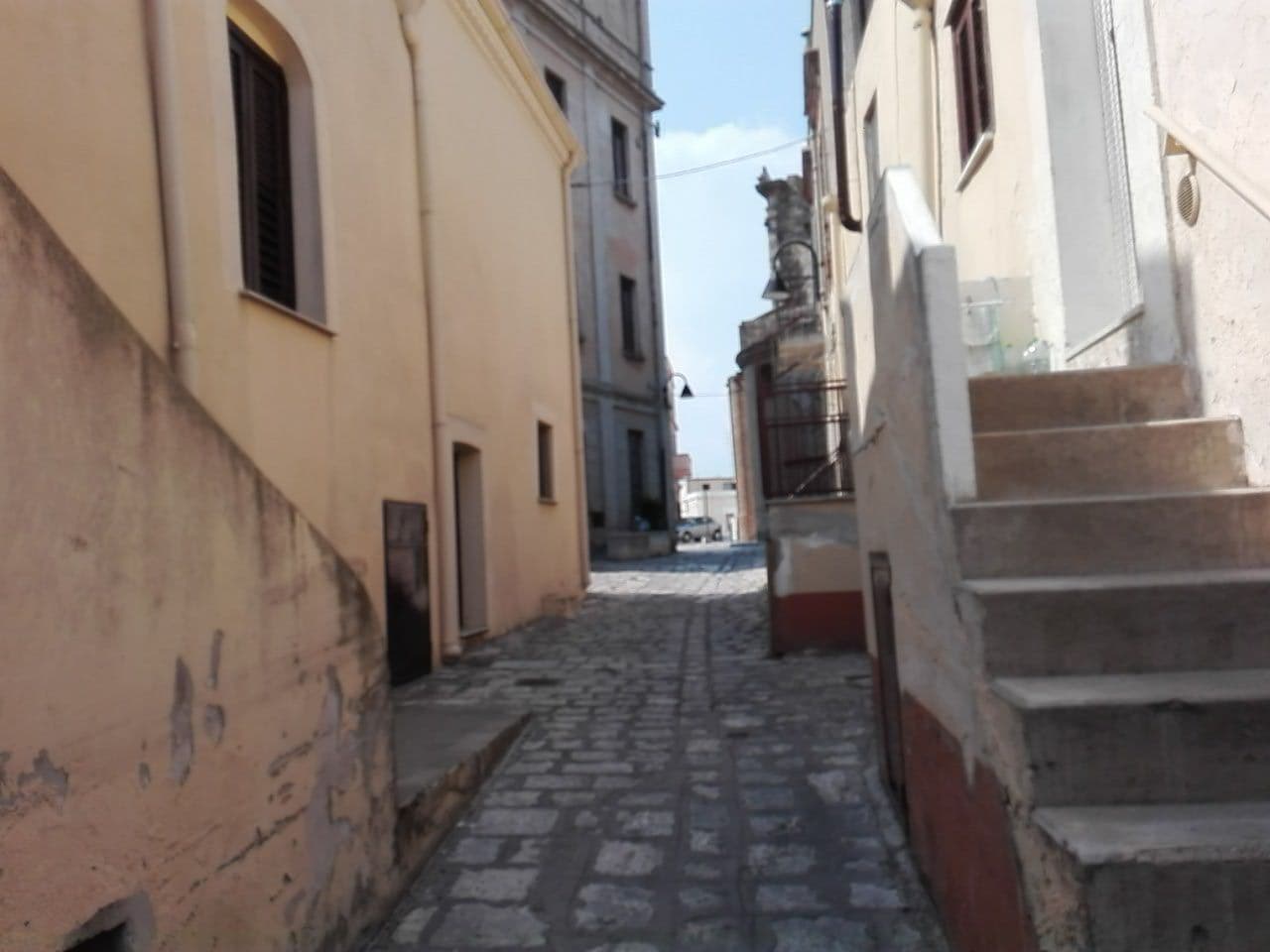 Street view near Residenza La Nivera, Miglionico — © msanti (CC BY-SA · Mapillary)
