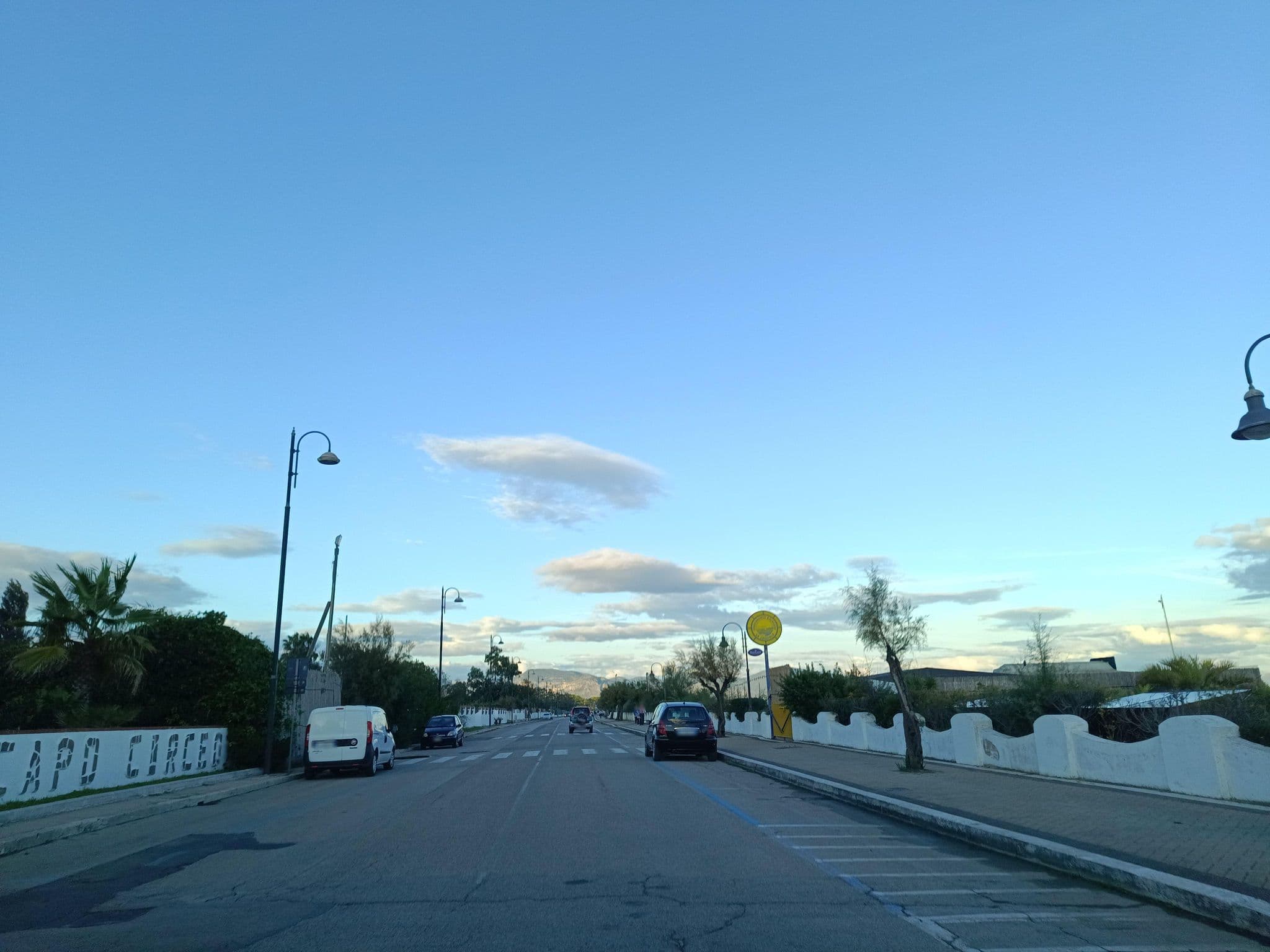 Street view near Hotel Capo Circeo Fronte Mare, San Felice Circeo — © odiug (CC BY-SA · Mapillary)