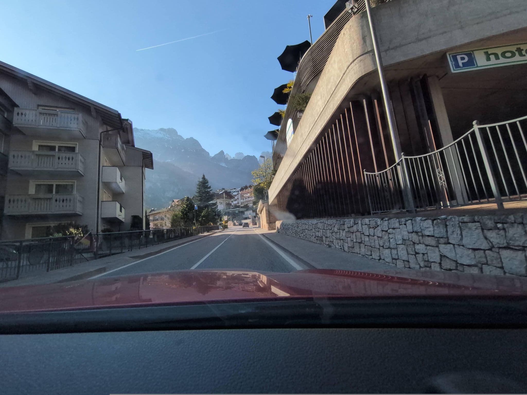 Street view near Alpenresort Belvedere - Spa Gourmet Dolomiti, Molveno — © wolfsolver (CC BY-SA · Mapillary)