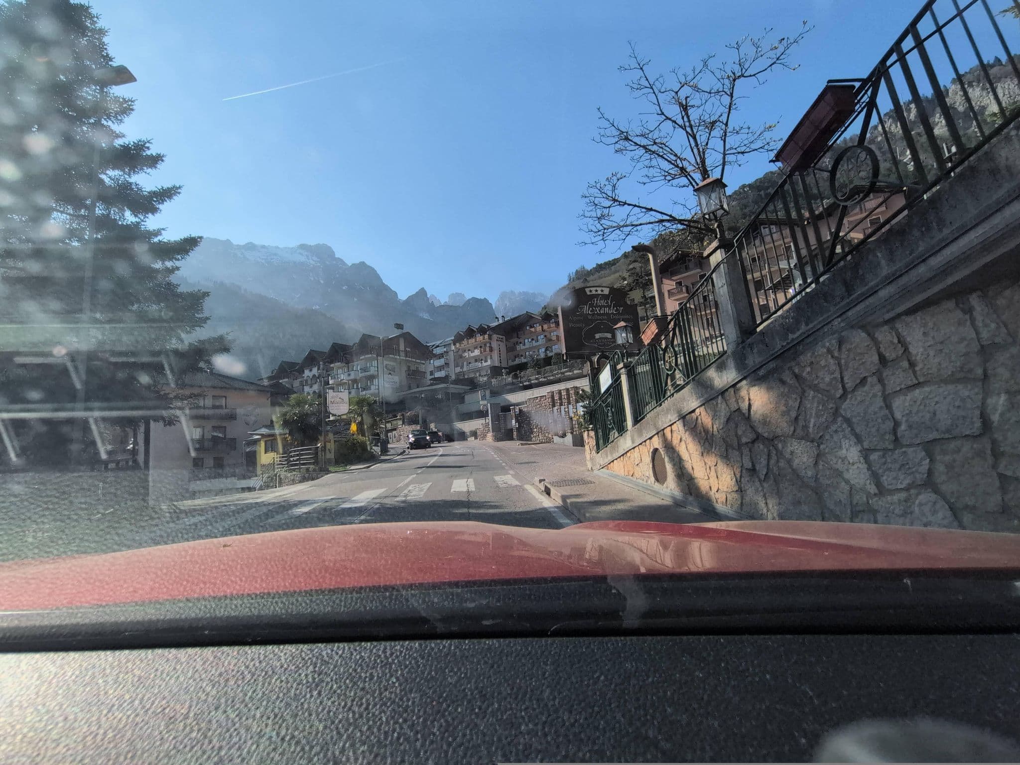 Street view near Alexander Hotel Alpine Wellness Dolomites, Molveno — © wolfsolver (CC BY-SA · Mapillary)