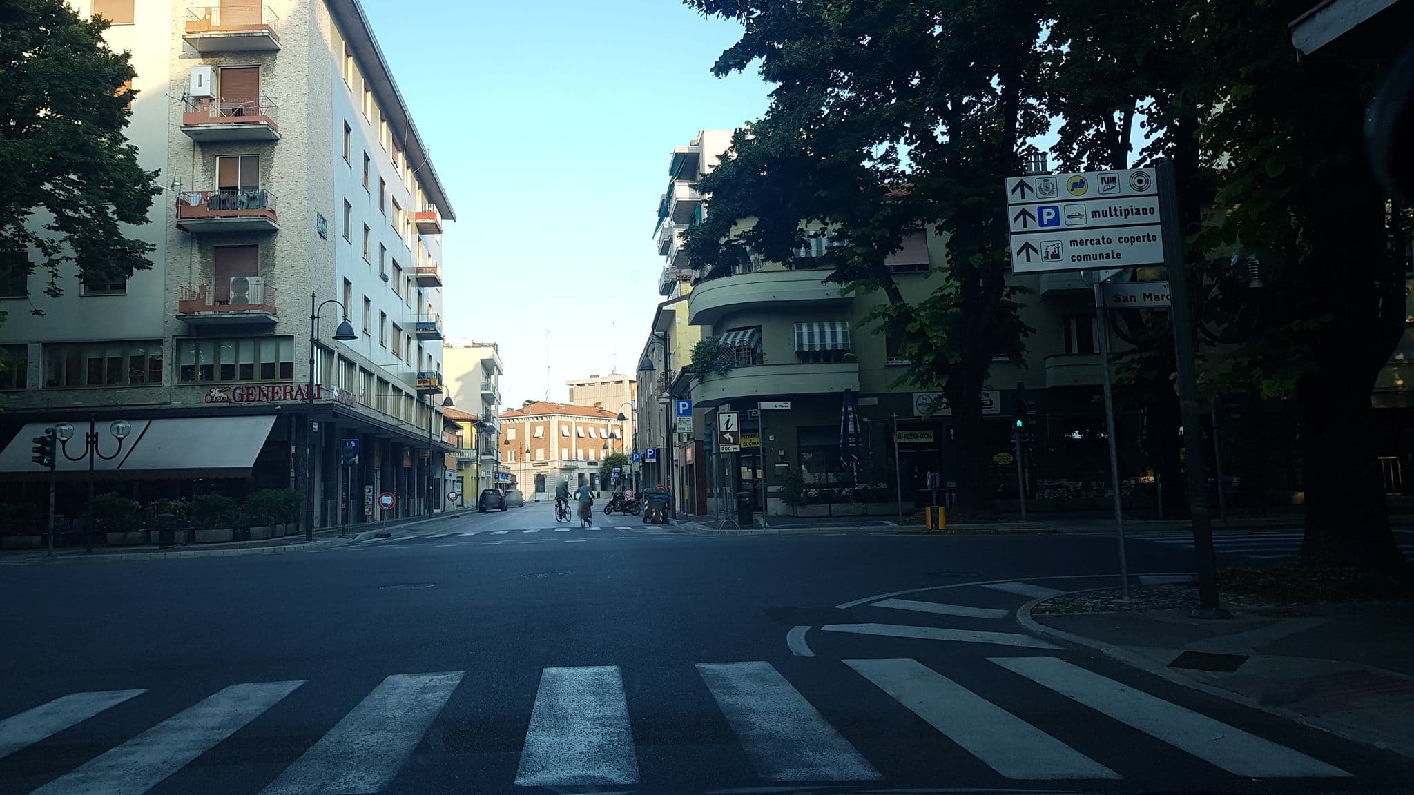 Street view near Affittacamere Al Viale, Monfalcone — © igorzo (CC BY-SA · Mapillary)
