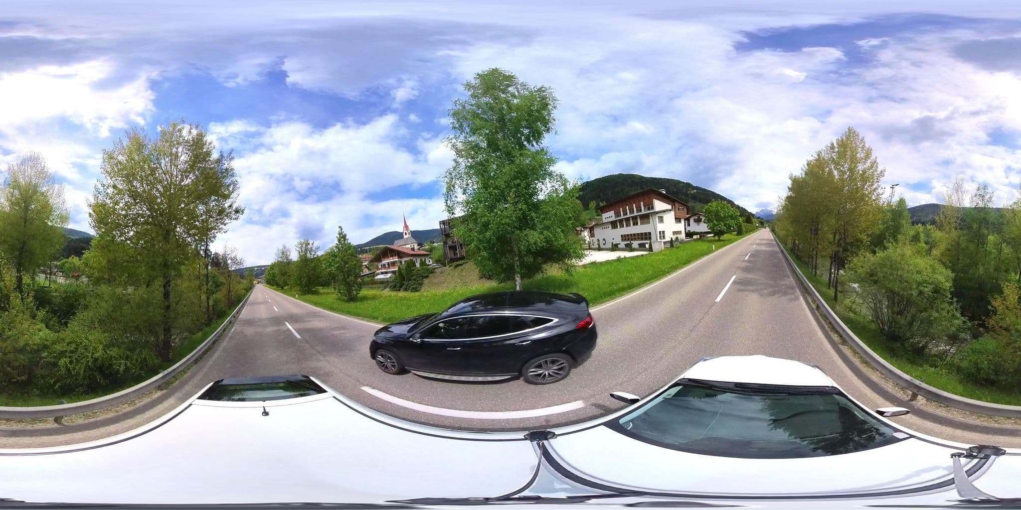 Street view near Hotel Christof, Monguelfo — © osmplus_org (CC BY-SA · Mapillary)