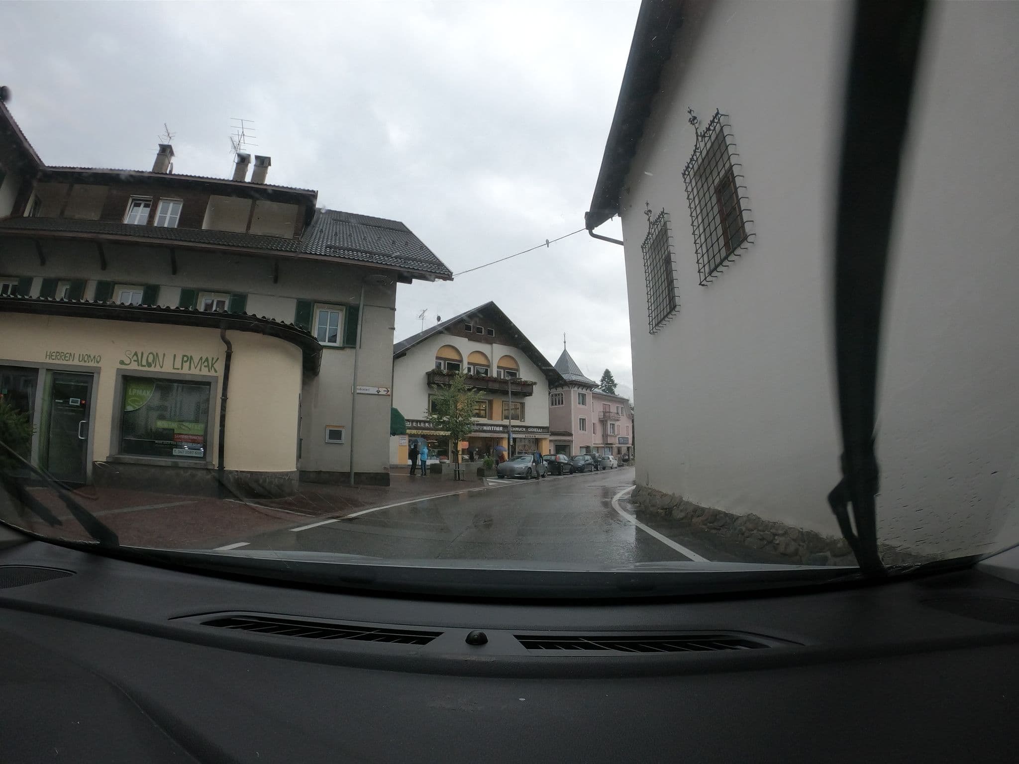 Street view near Hotel Hell-Macelleria Metzgerei, Monguelfo — © vst (CC BY-SA · Mapillary)