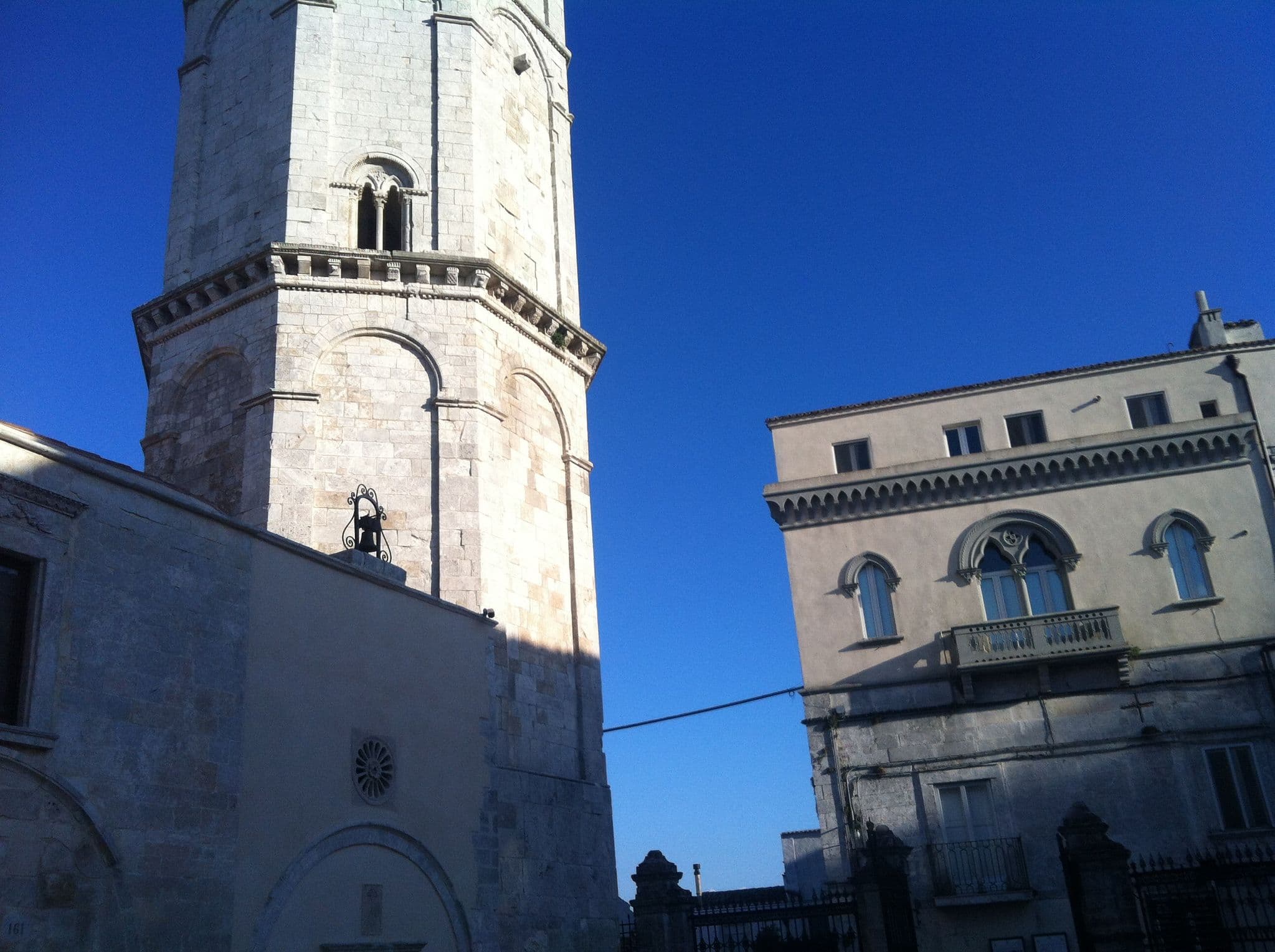 Street view near Hotel Michael, Monte Sant'Angelo — © miguel_andrade (CC BY-SA · Mapillary)