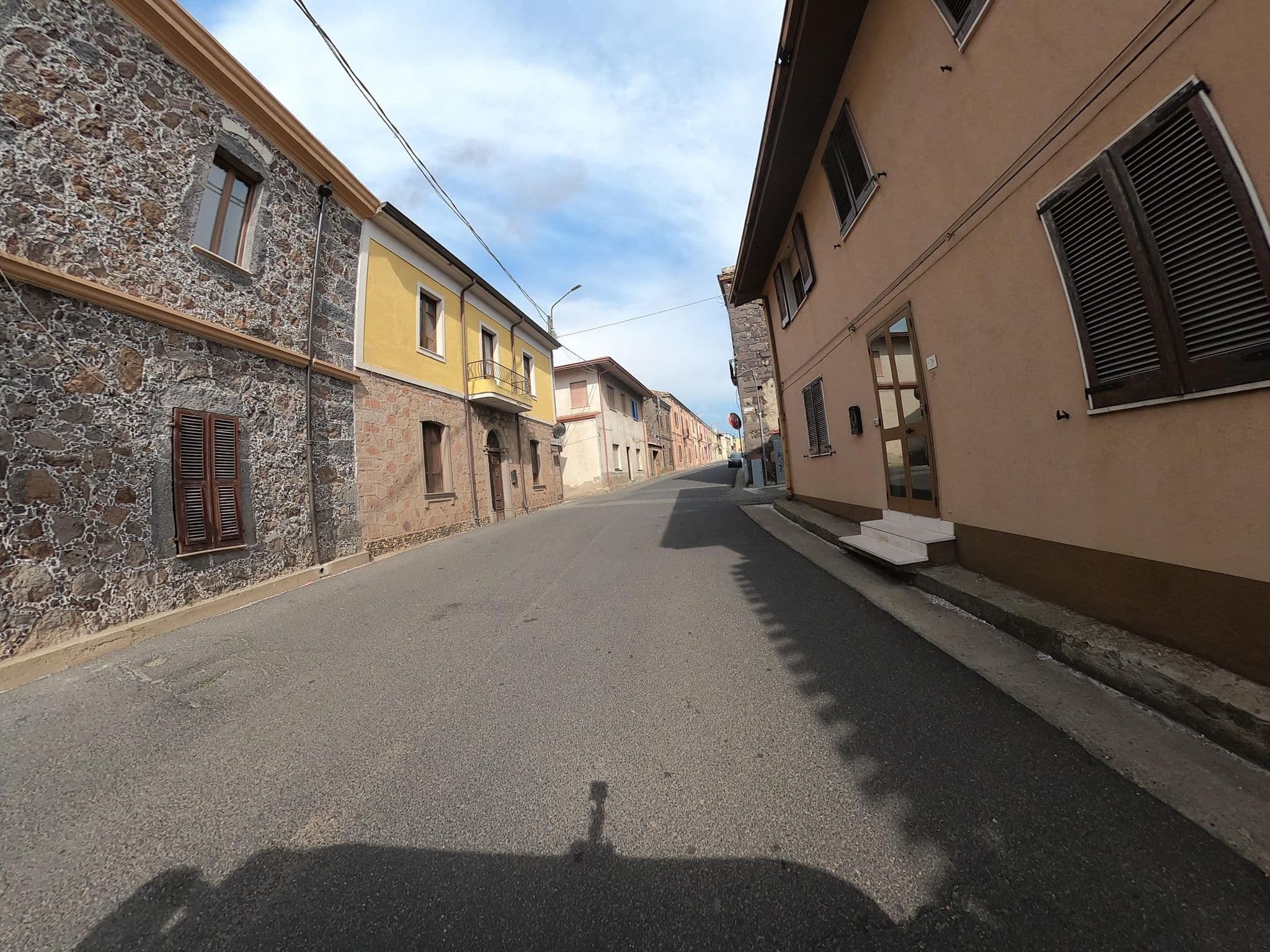 Street view near Casa Pisanu via Umberto 65 Narbolia, Narbolia — © joostjakob (CC BY-SA · Mapillary)
